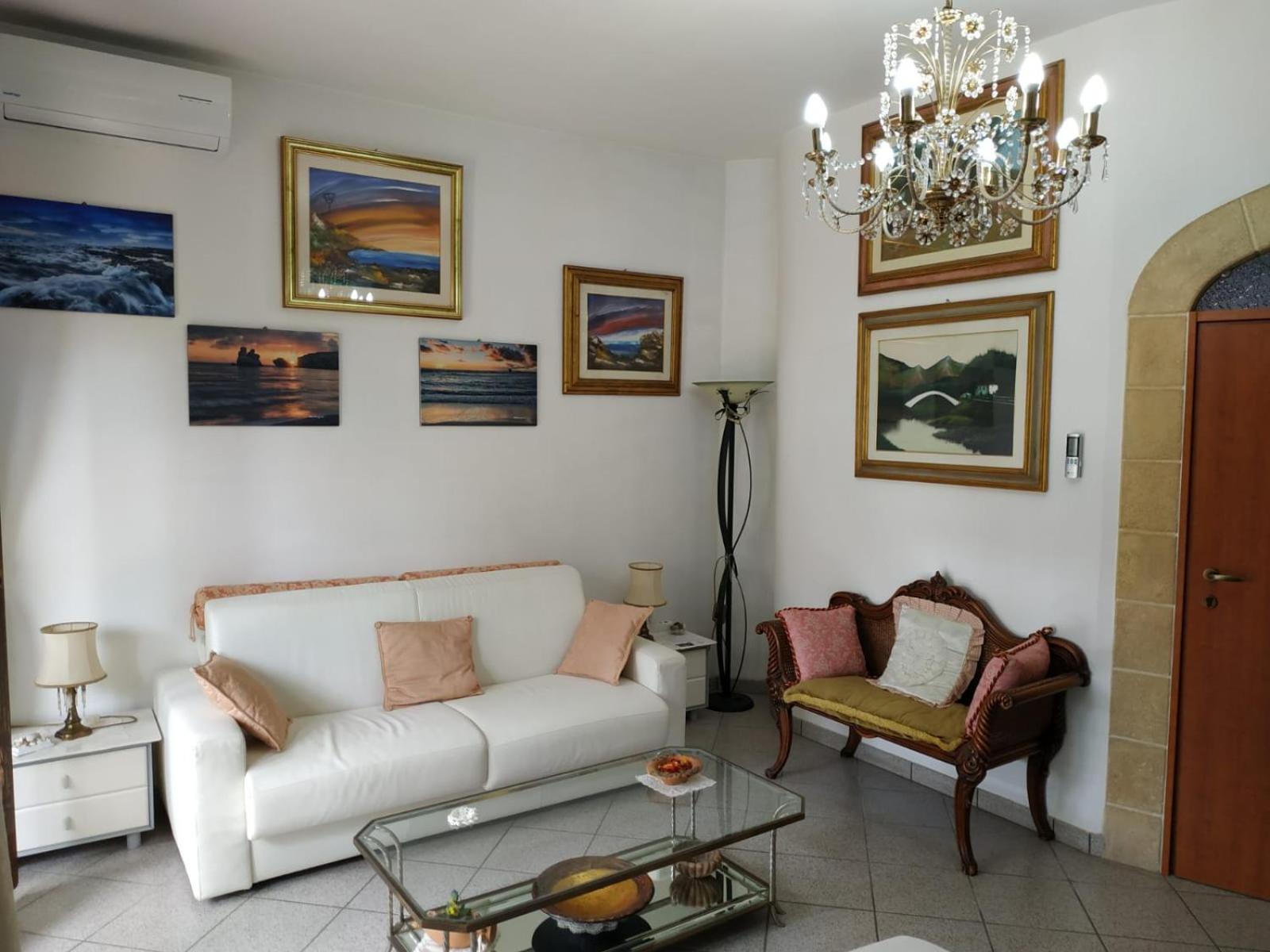 Quadruple Room with Private External Bathroom