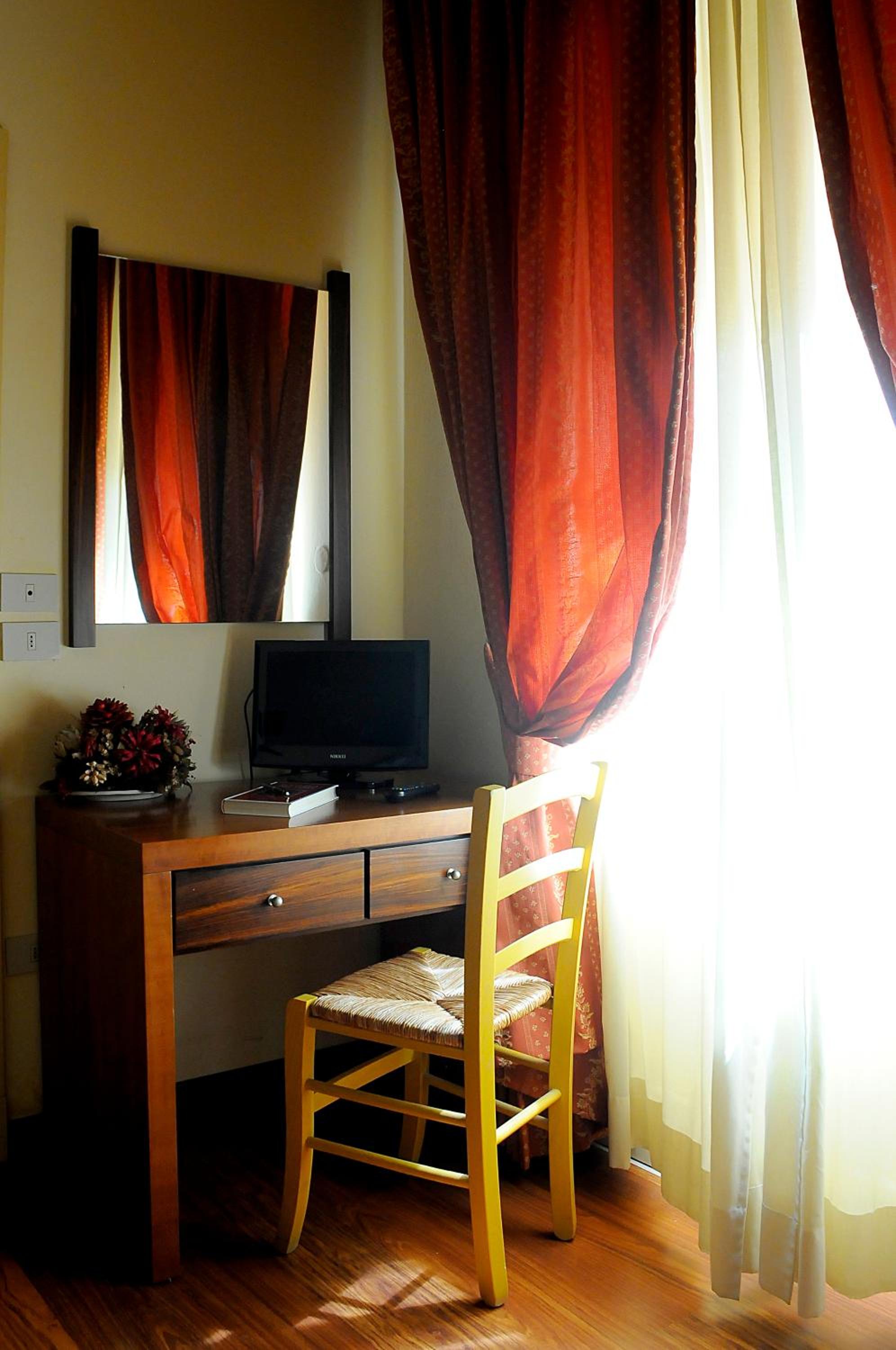 Classic Single Room