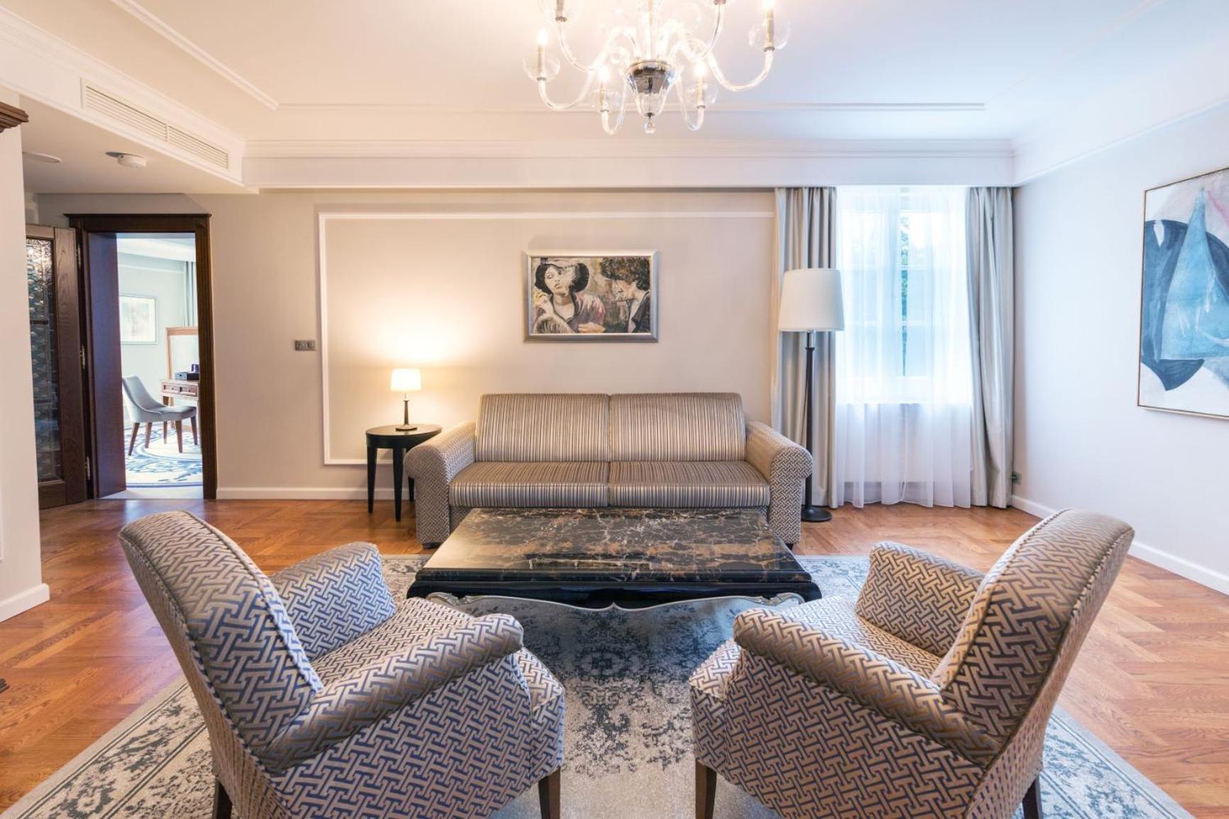 Tower Suite photo 2