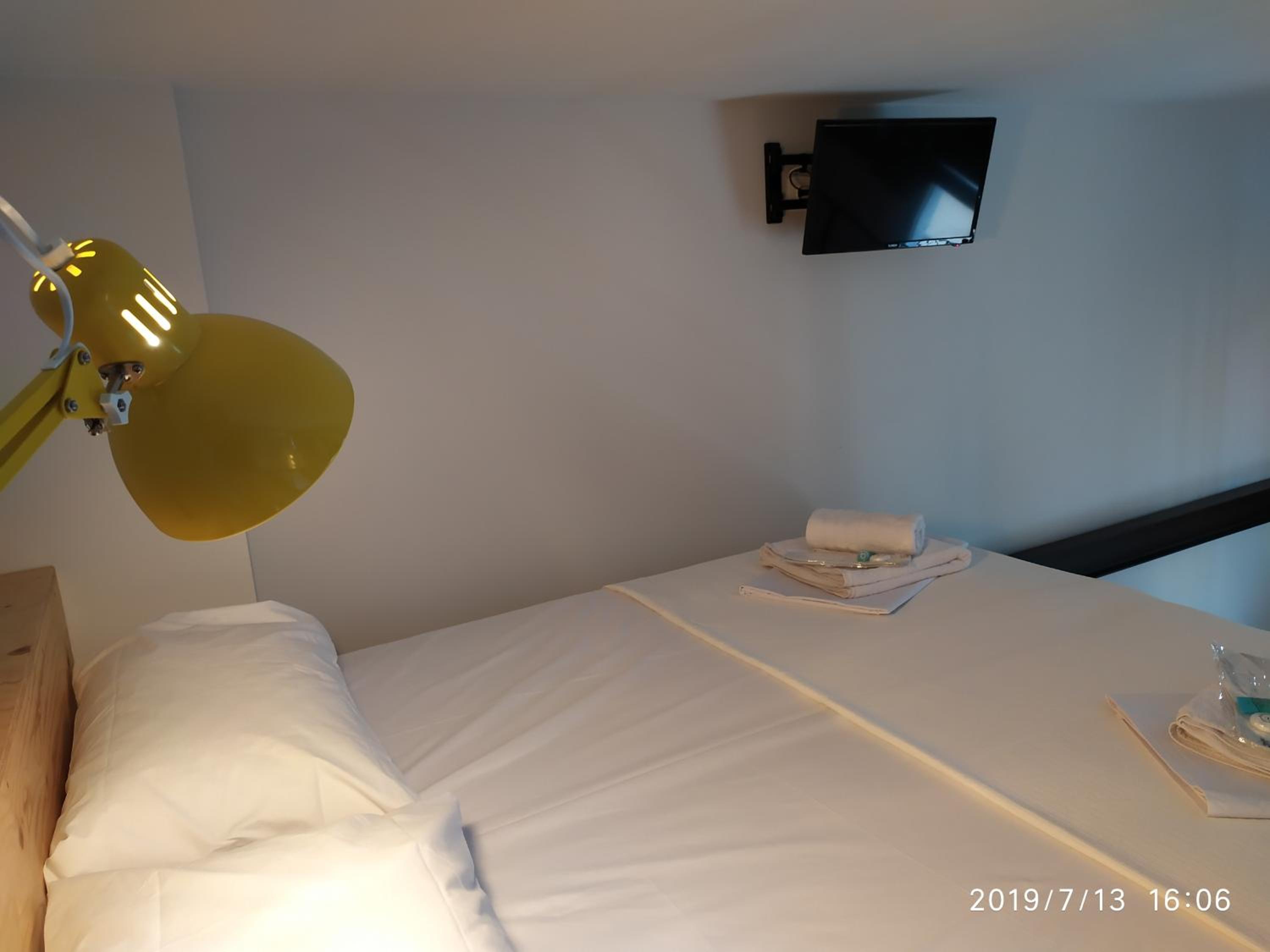 One-Bedroom Apartment - Photo 14