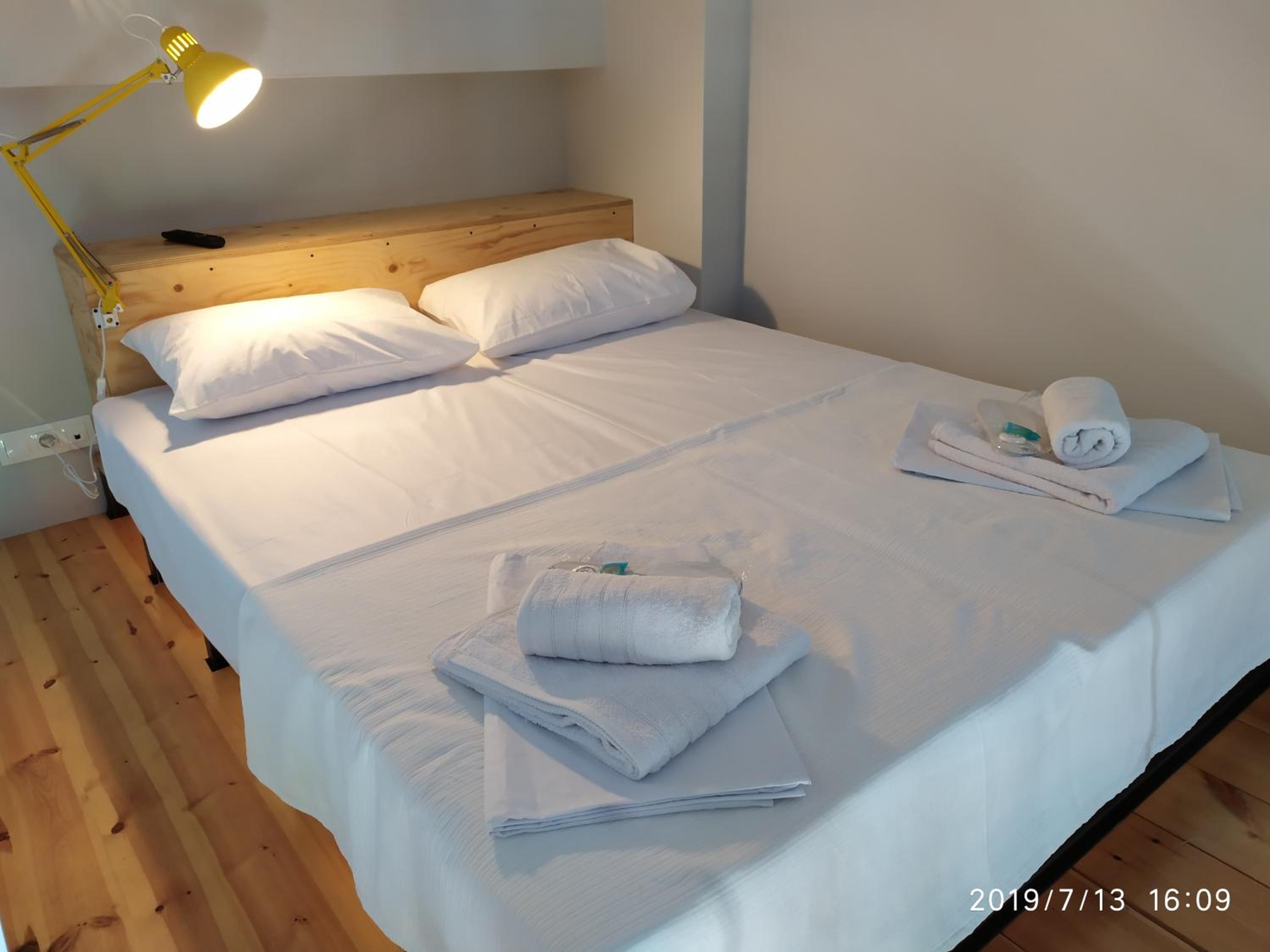 One-Bedroom Apartment - Photo 12