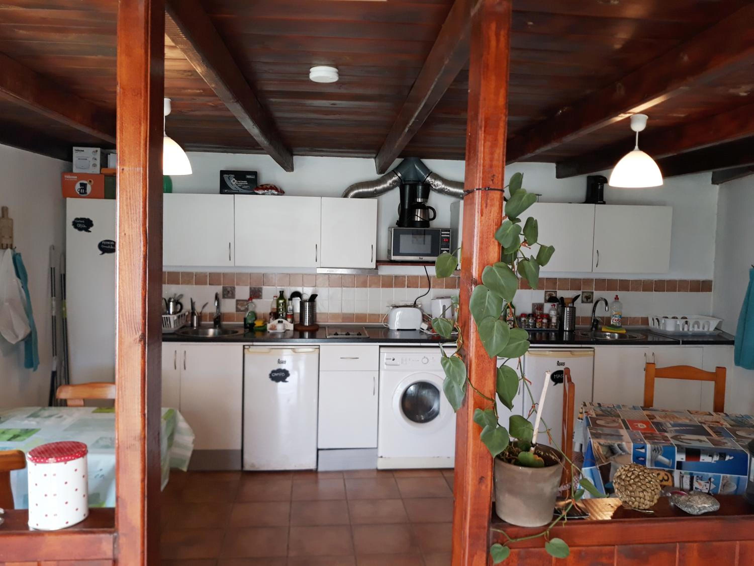 Cottage with Garden View - Photo 2