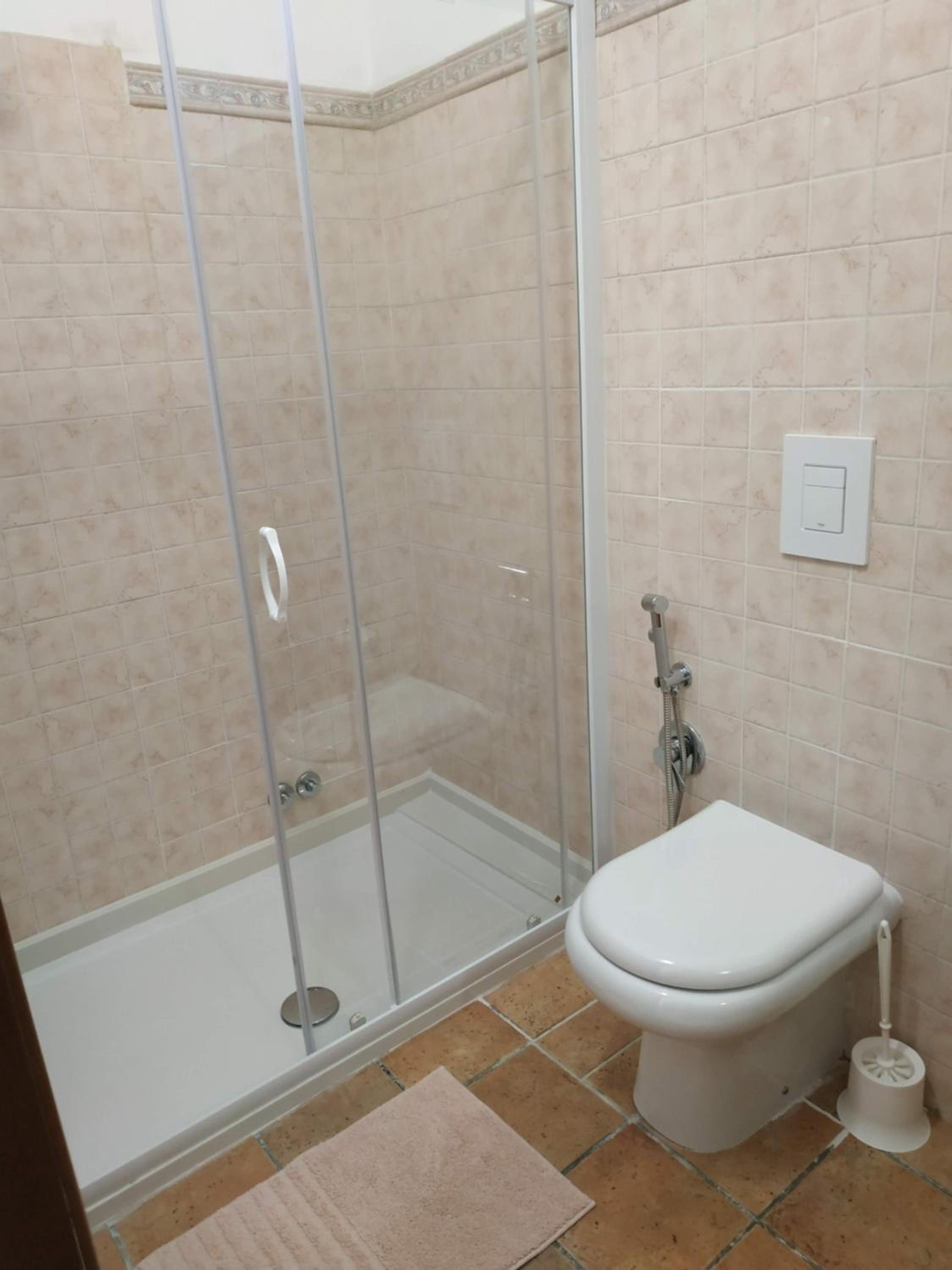 Two-Bedroom Apartment - Photo 13