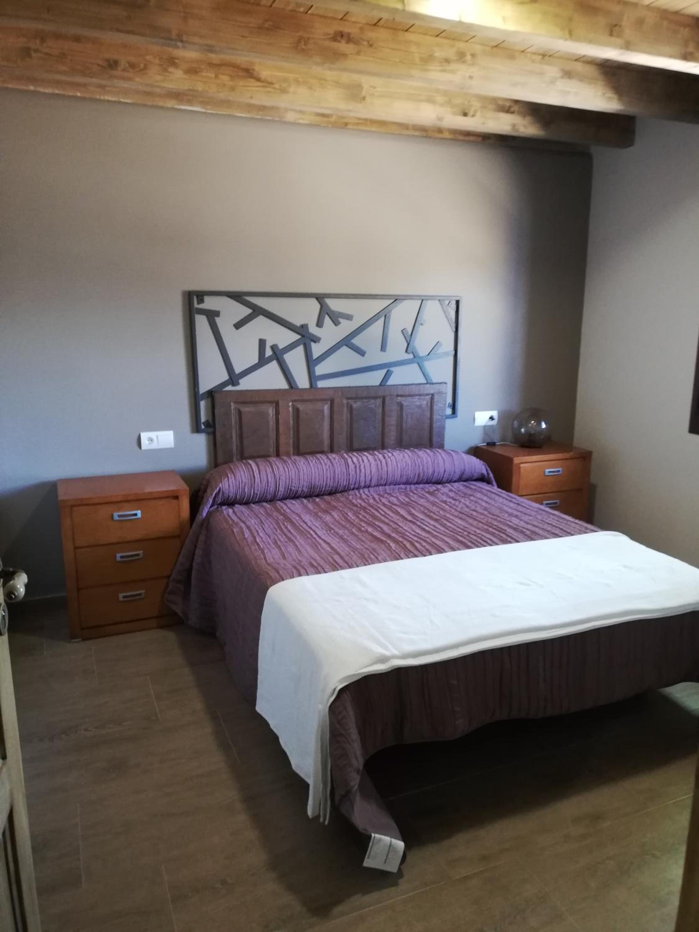 Three-Bedroom House photo 2