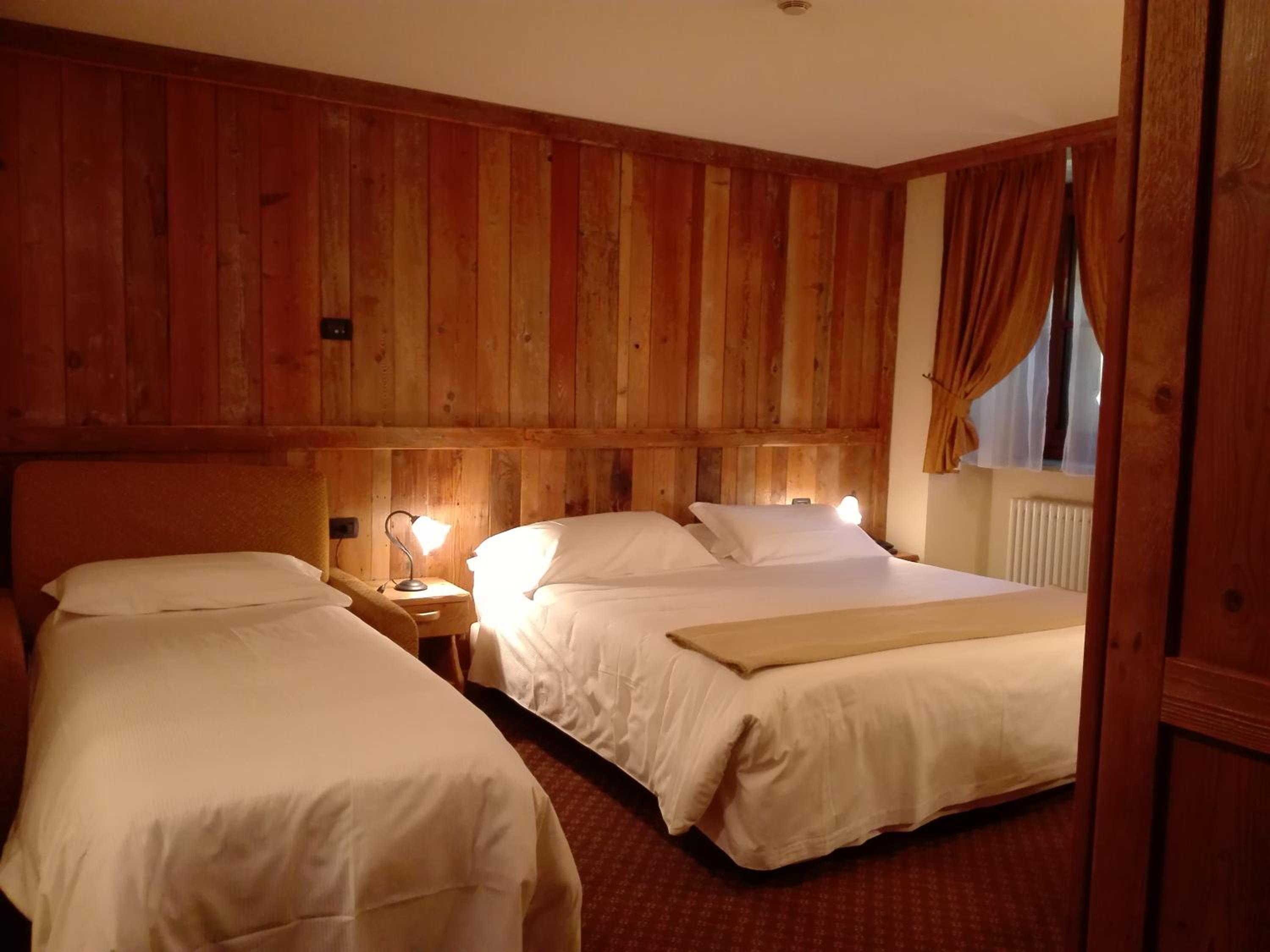 Triple Room - Photo 1