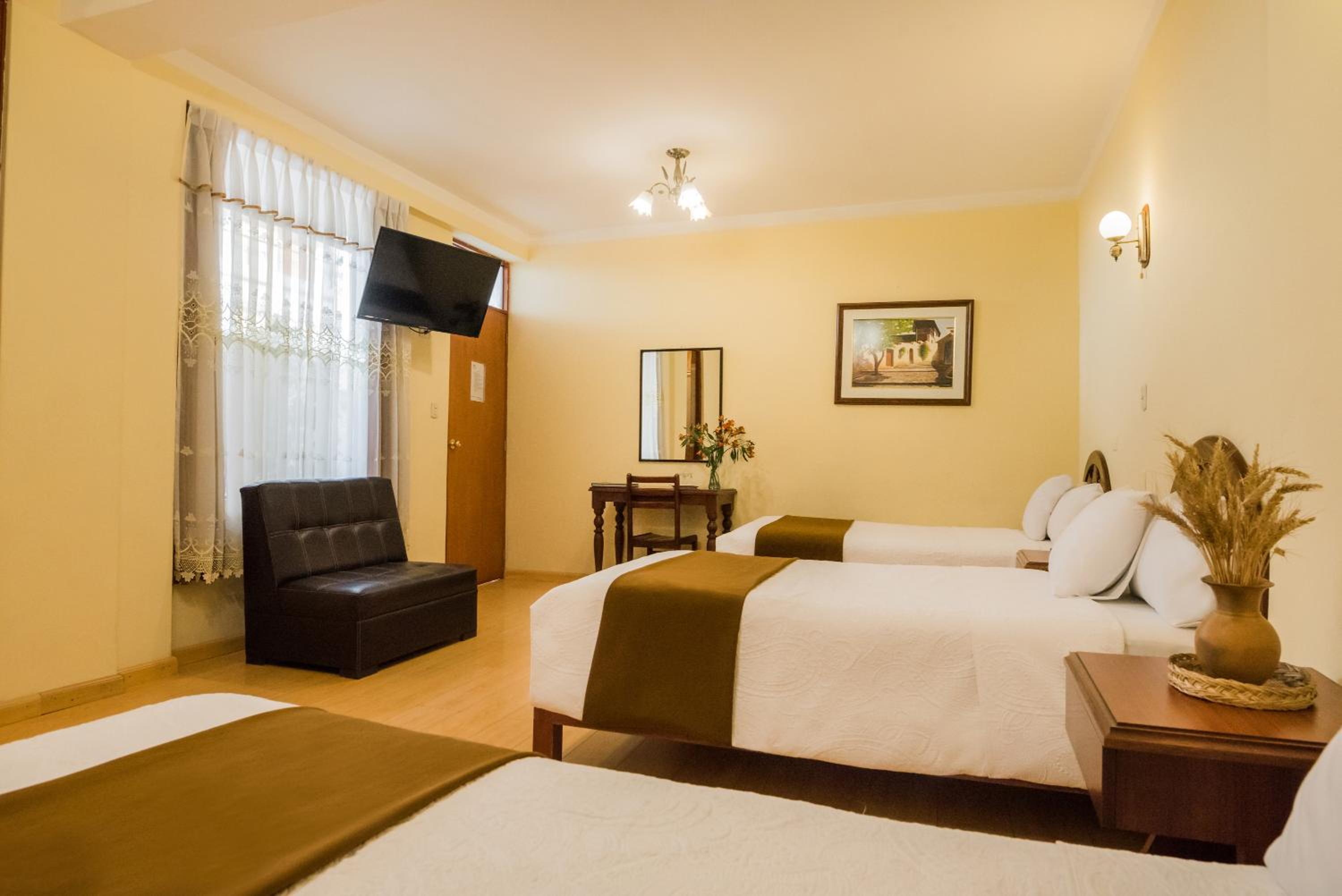 Triple Room