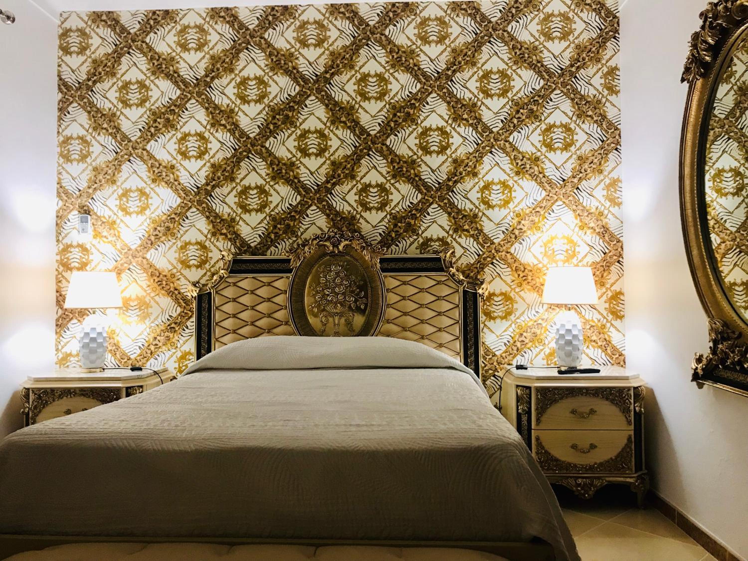 Deluxe Suite photo 1