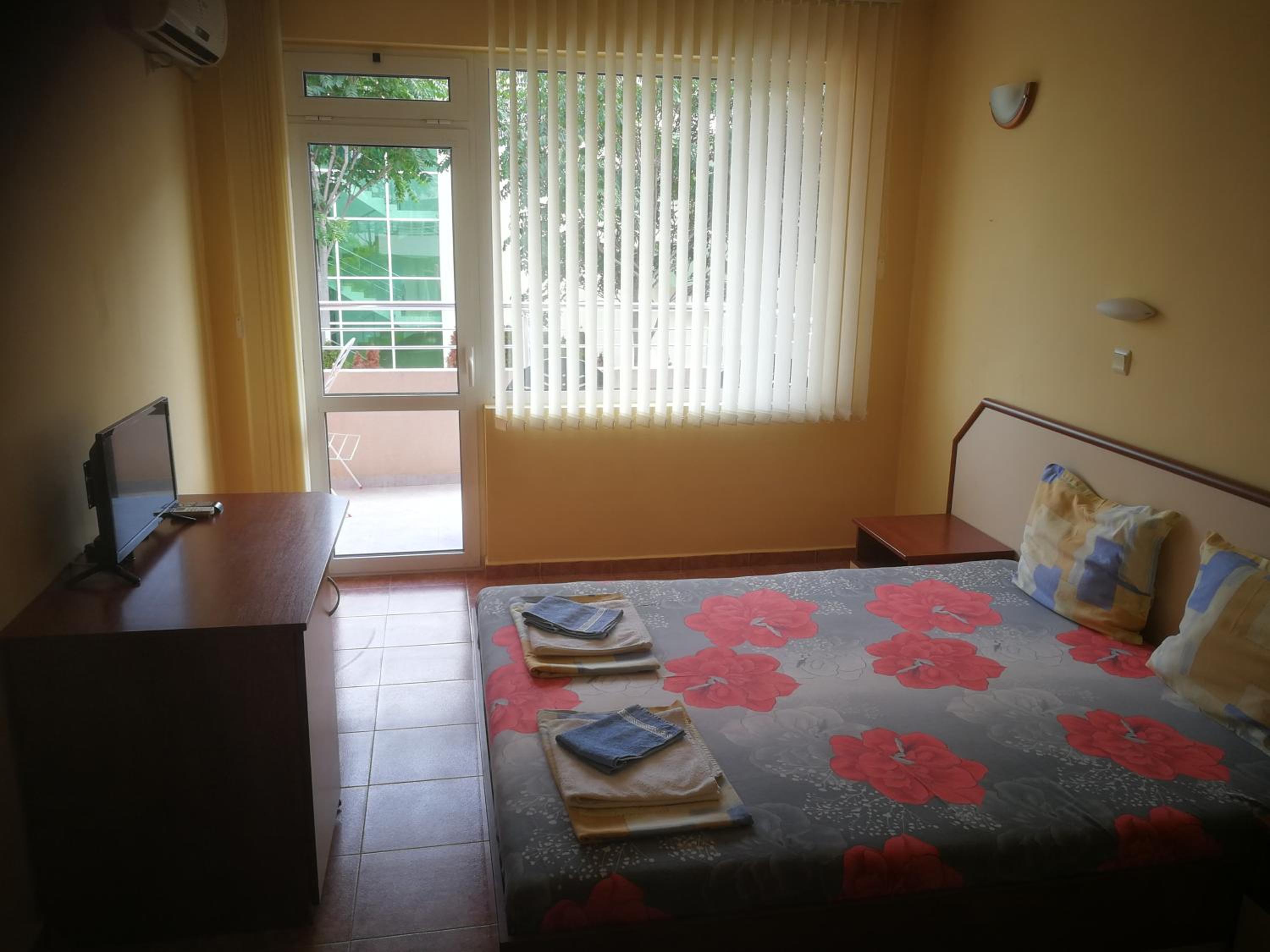 Two-Bedroom Suite with Balcony photo 1