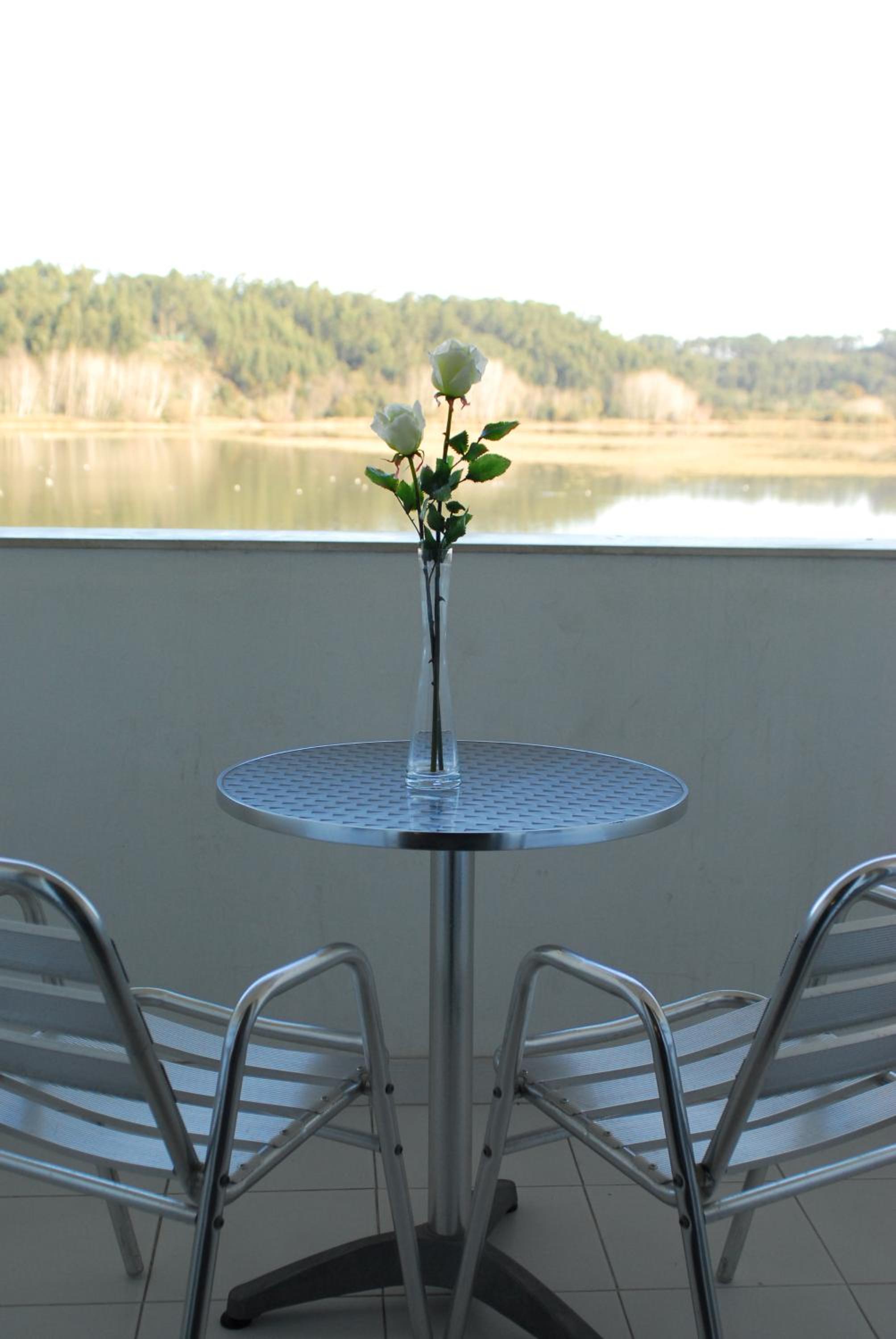 Double Or Twin Room With Lagoon Views photo 3