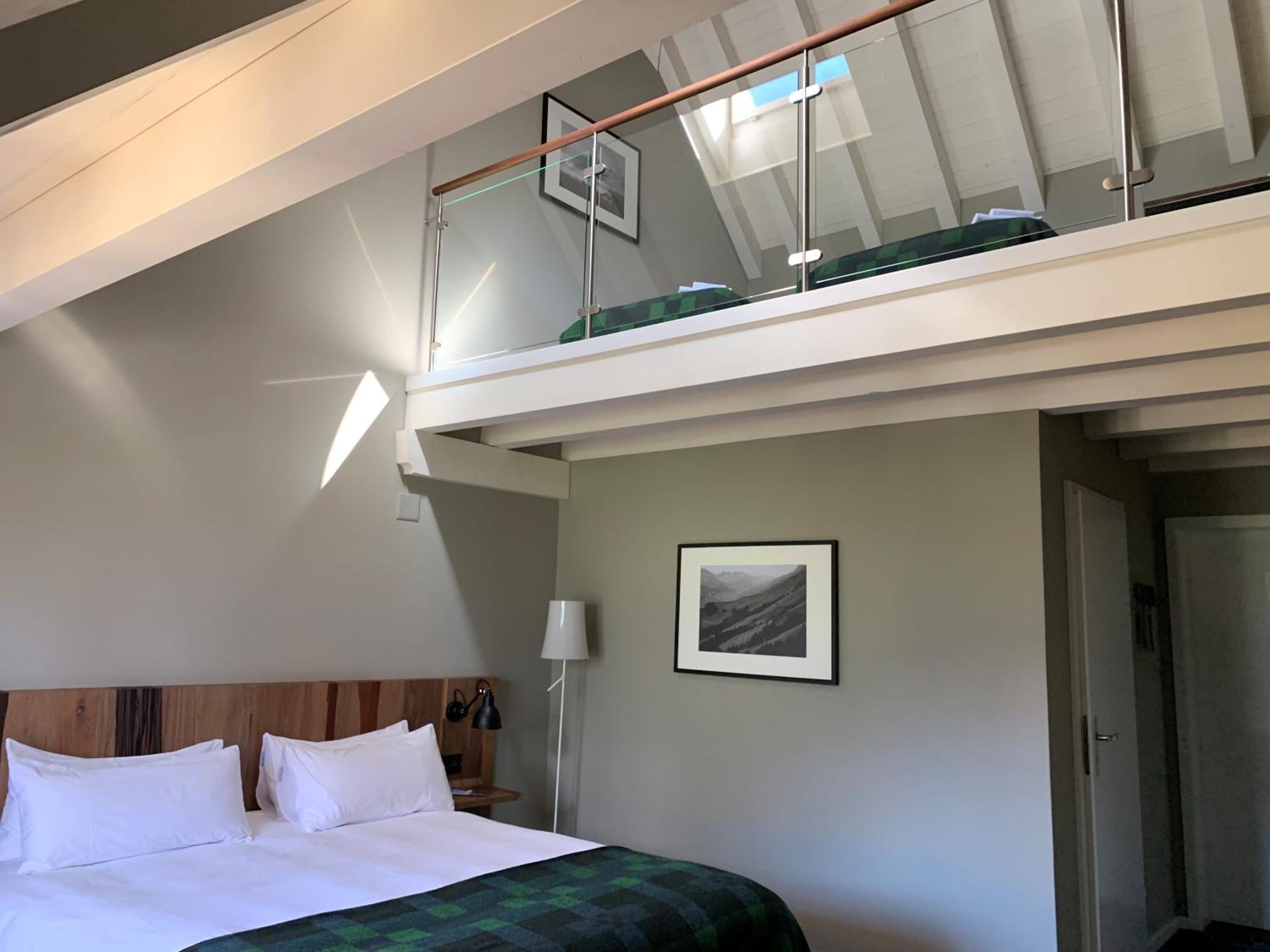 Family Suite with Balcony - Photo 3