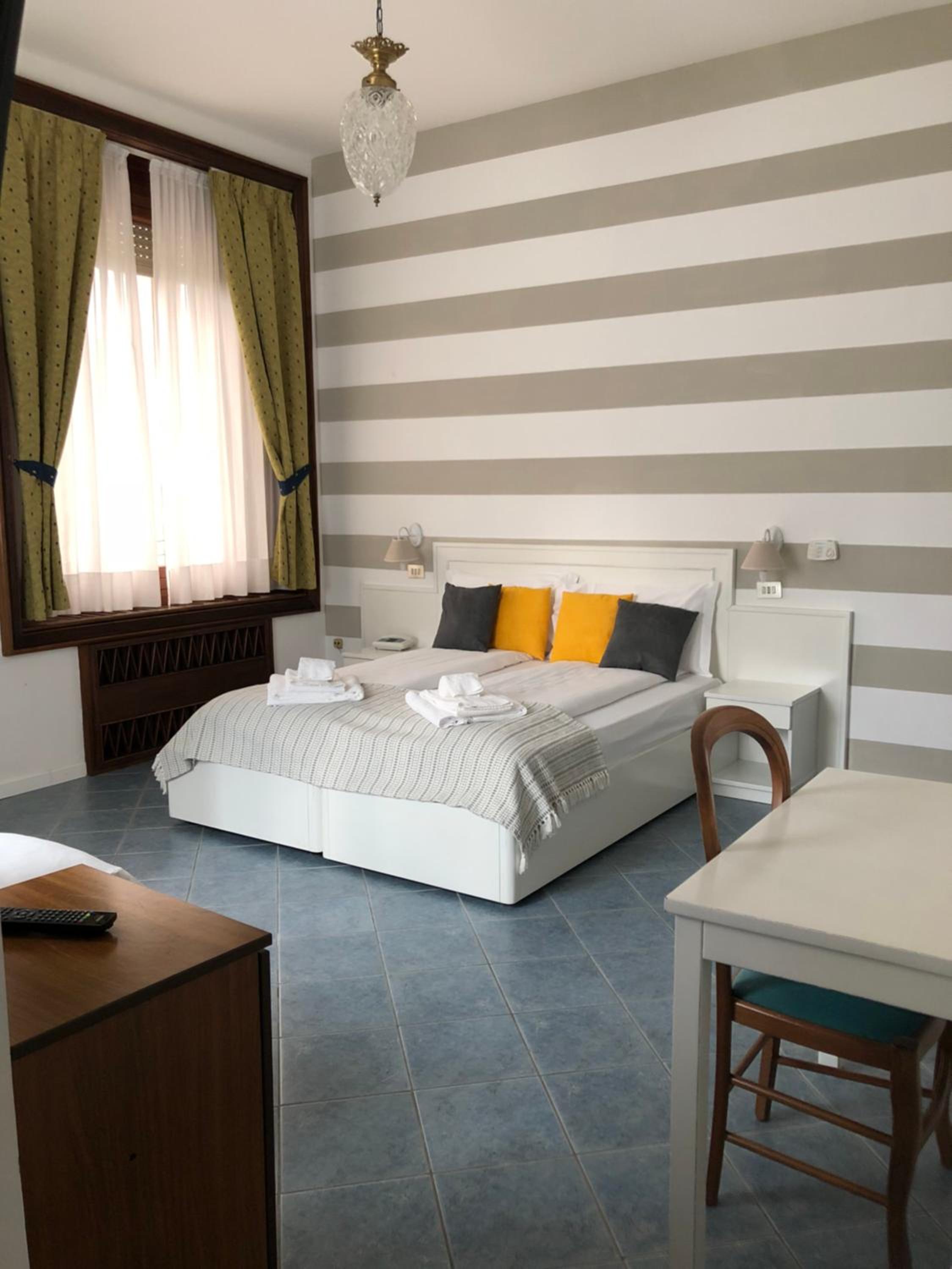 Triple Room with Garden View