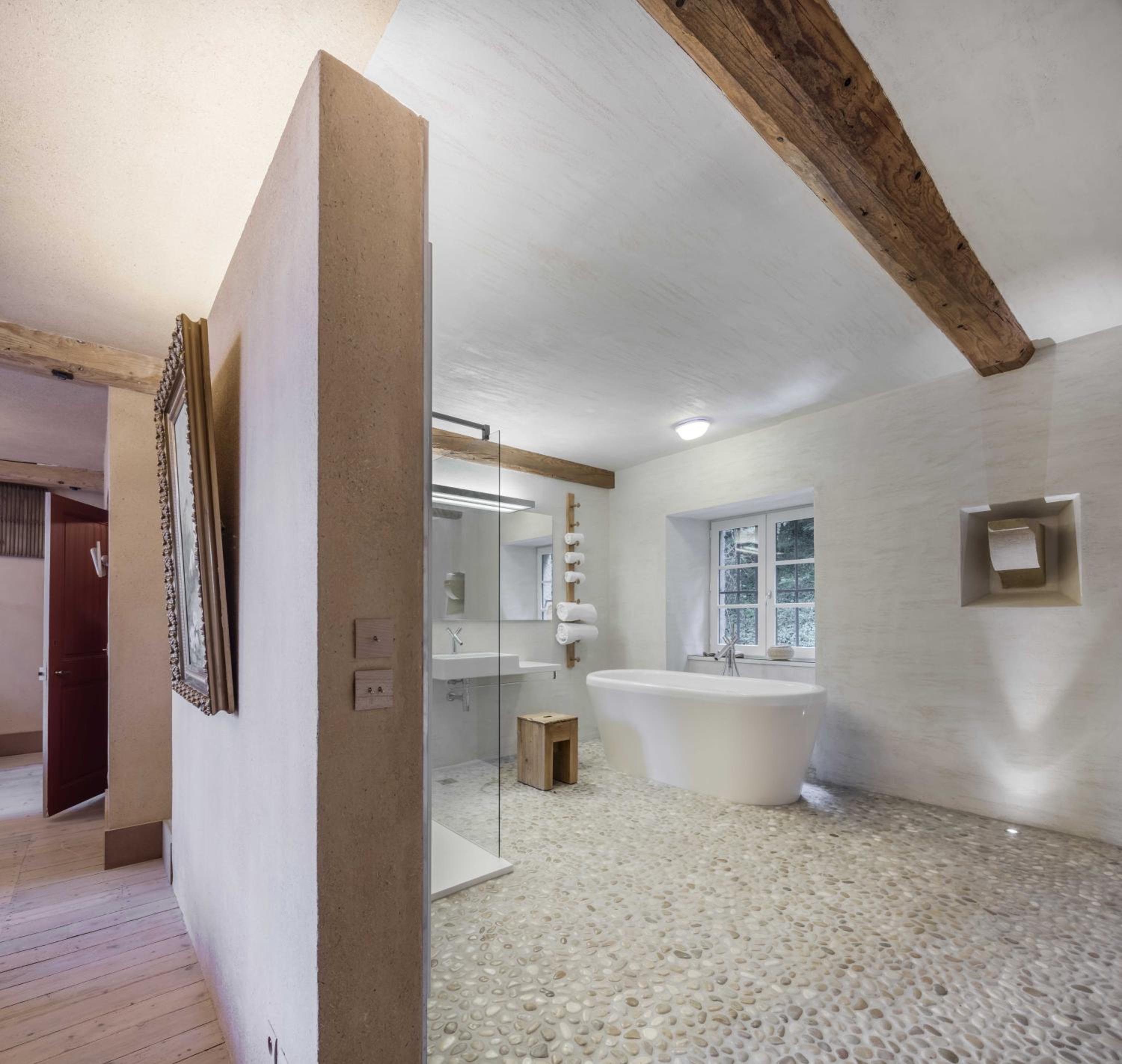 King Suite - Photo 2