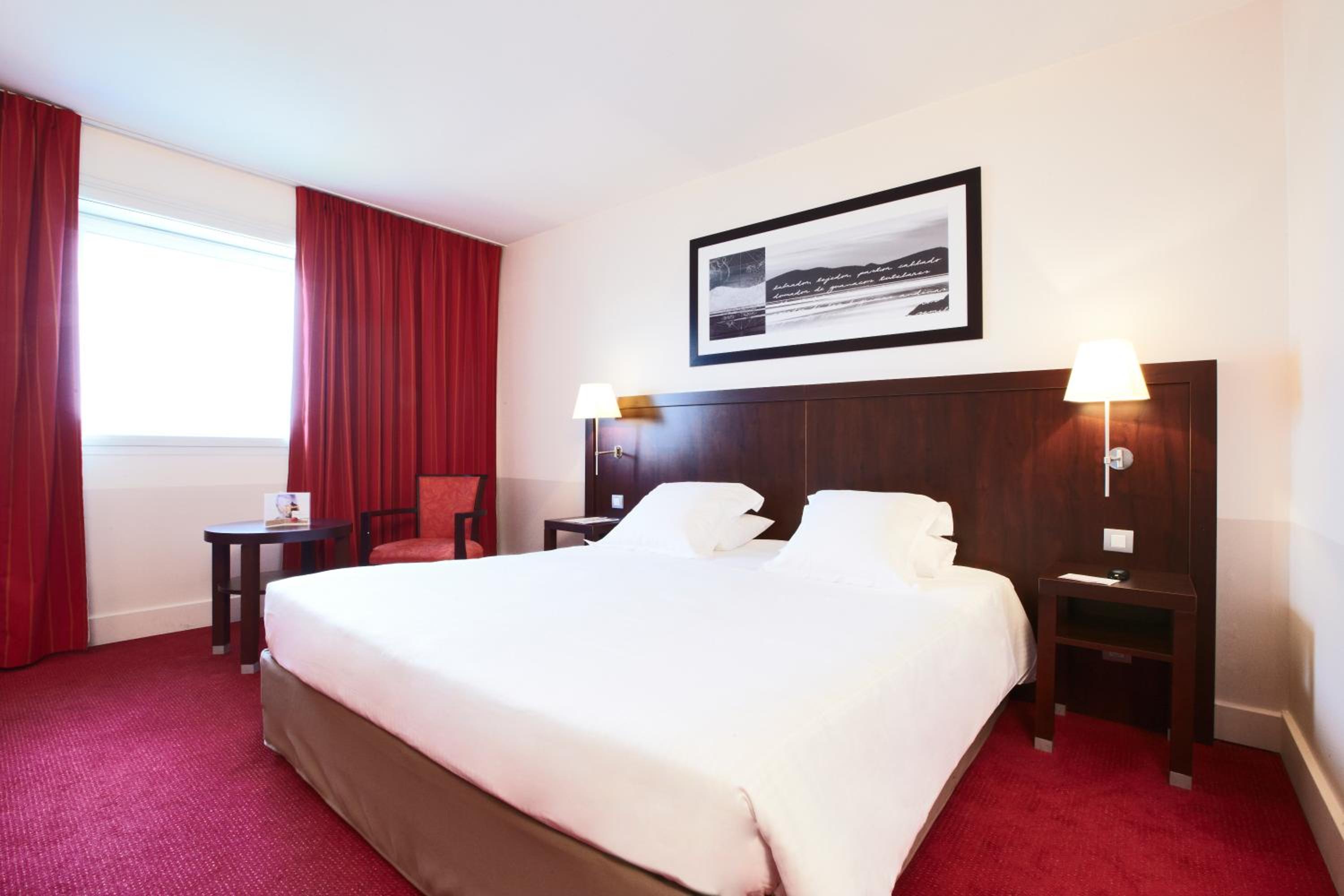 Standard Double Room - Photo 1