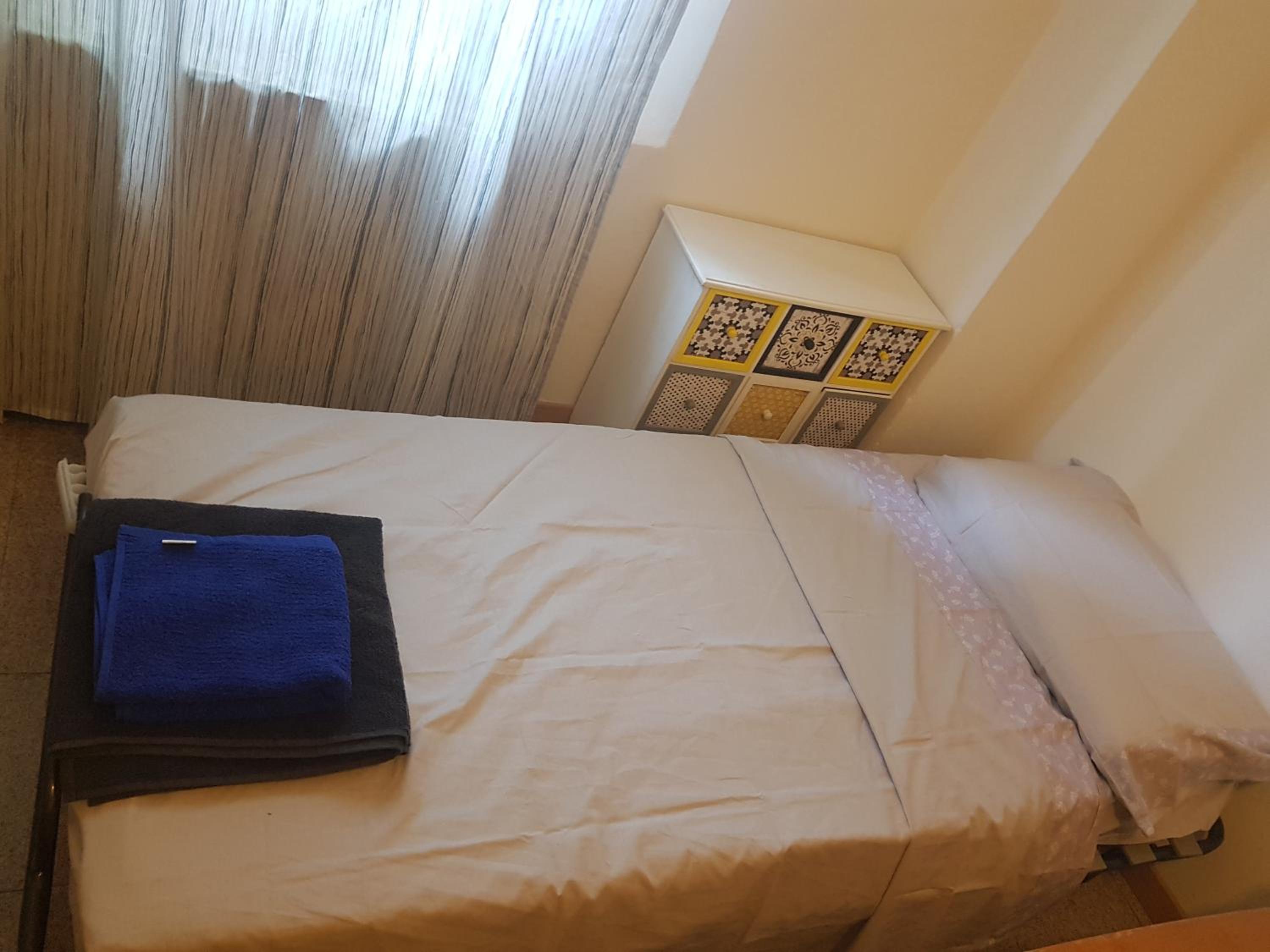 Two-Bedroom Apartment - Photo 6