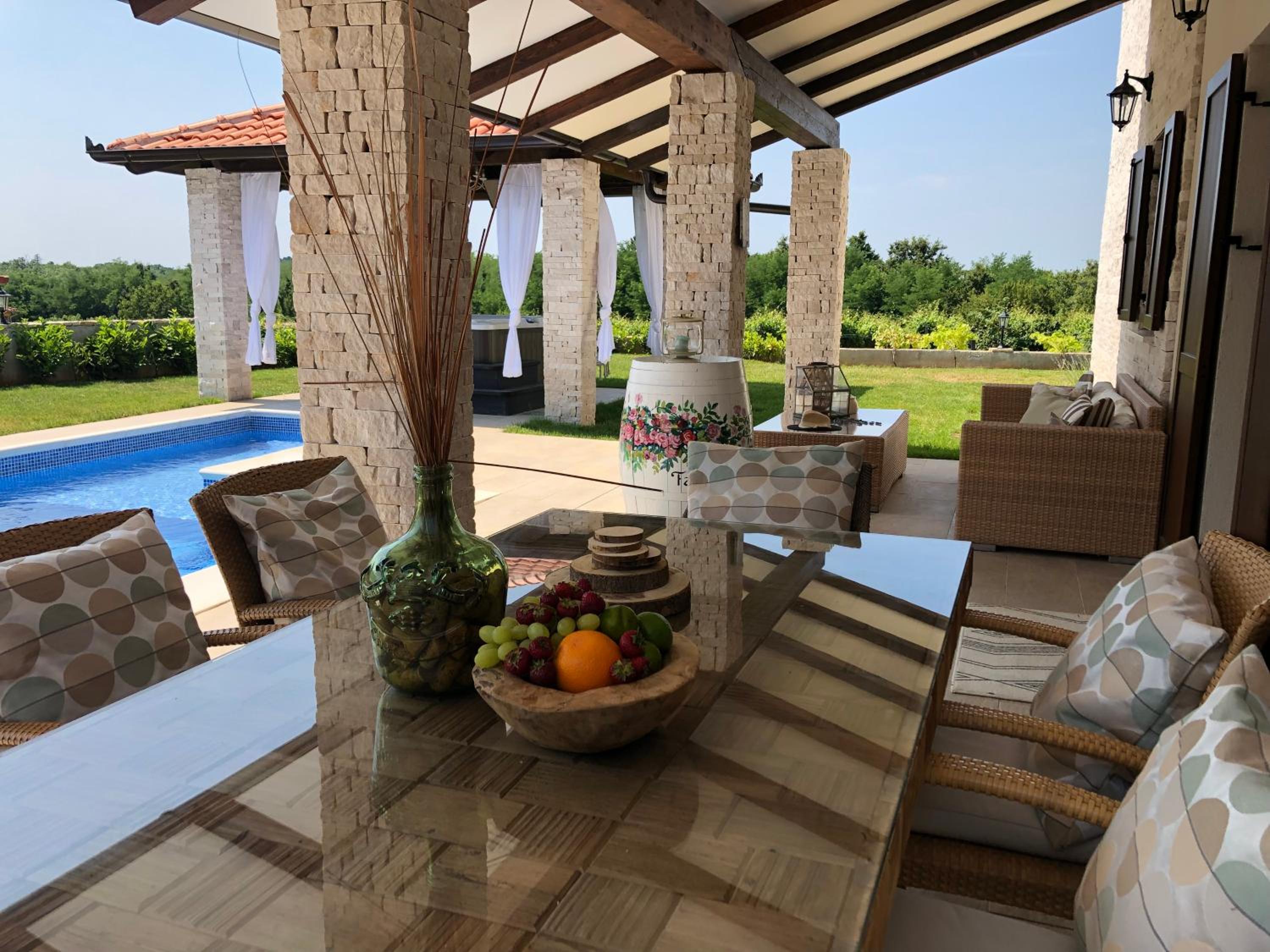 Superior Villa photo 2
