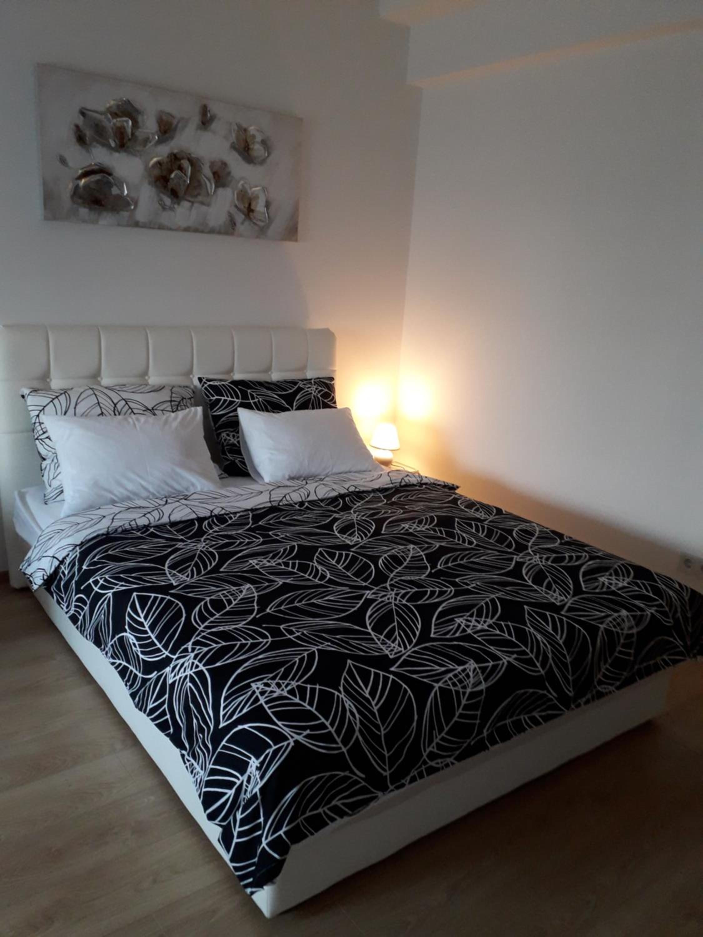 Apartment - Photo 10