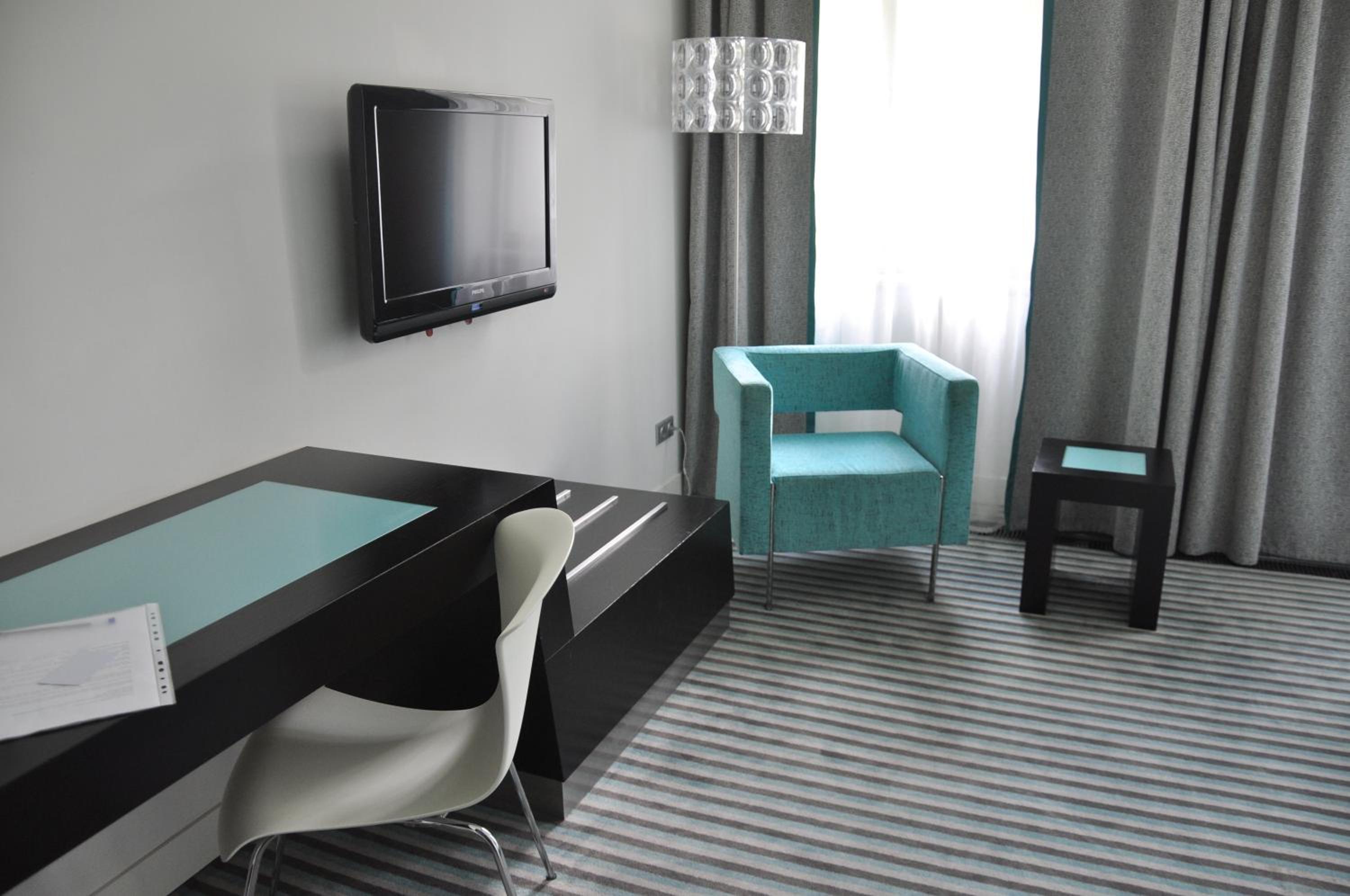 Red & Blue Design Hotel Prague — photo 68