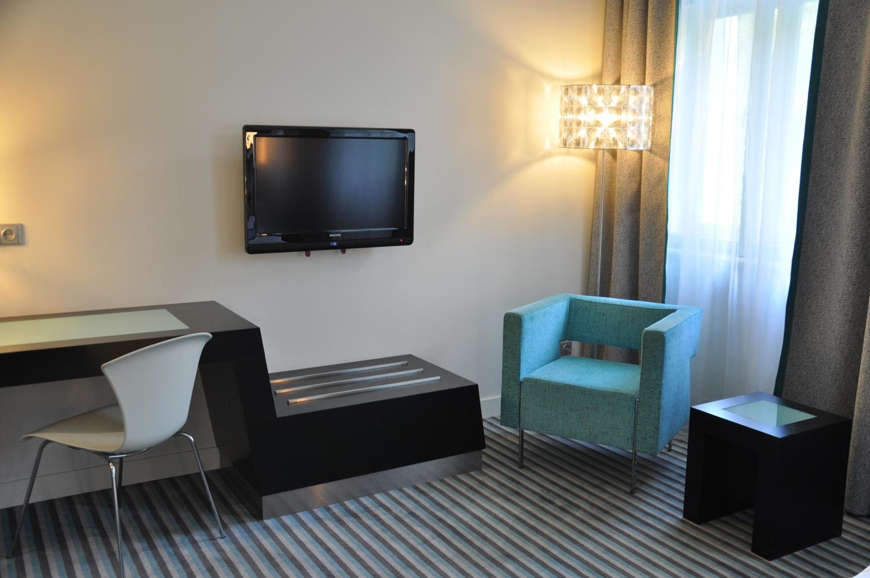 Red & Blue Design Hotel Prague — photo 70