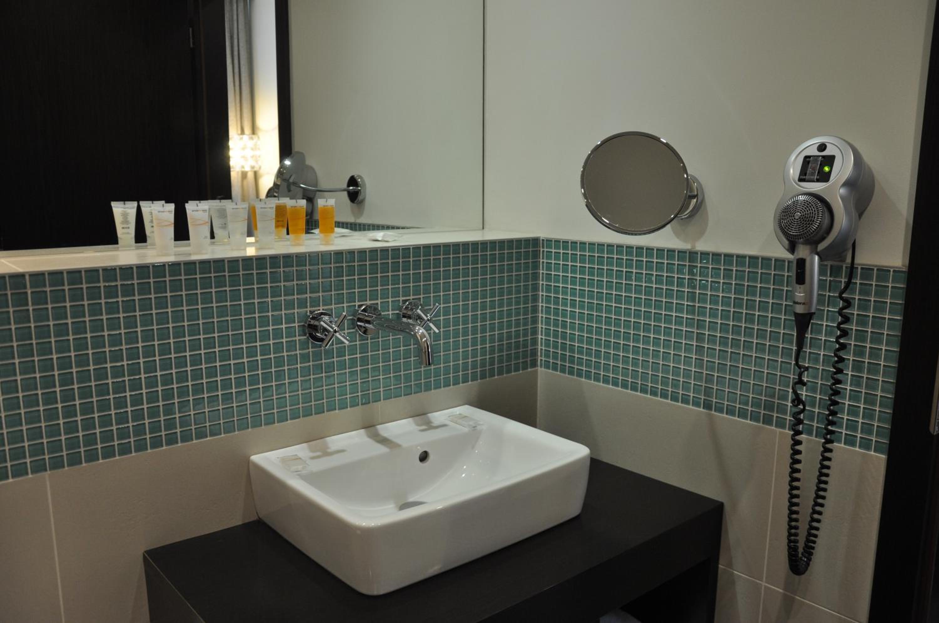 Red & Blue Design Hotel Prague — photo 69