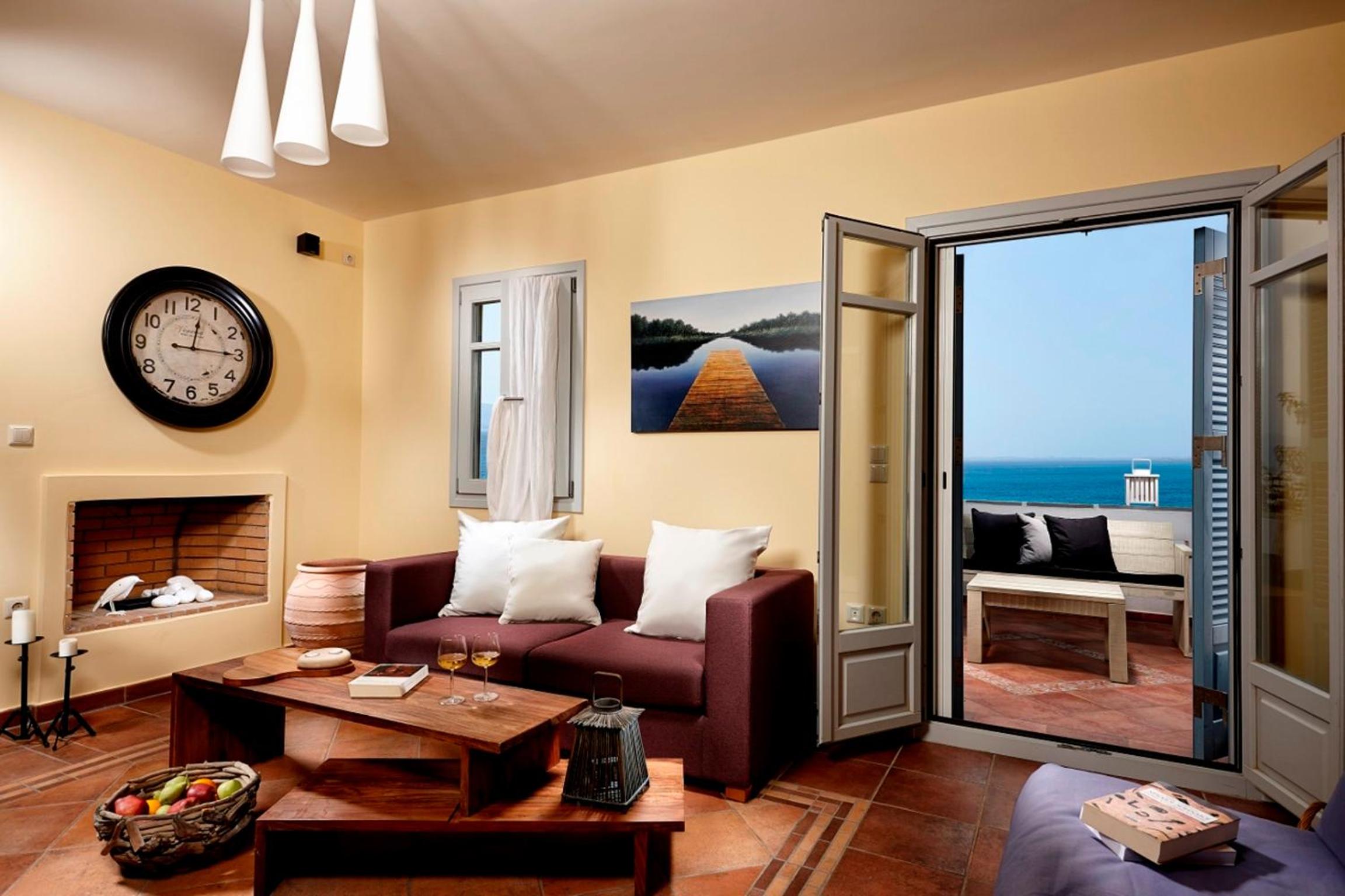 Deluxe Three-Bedroom Villa with Private Pool  photo 2