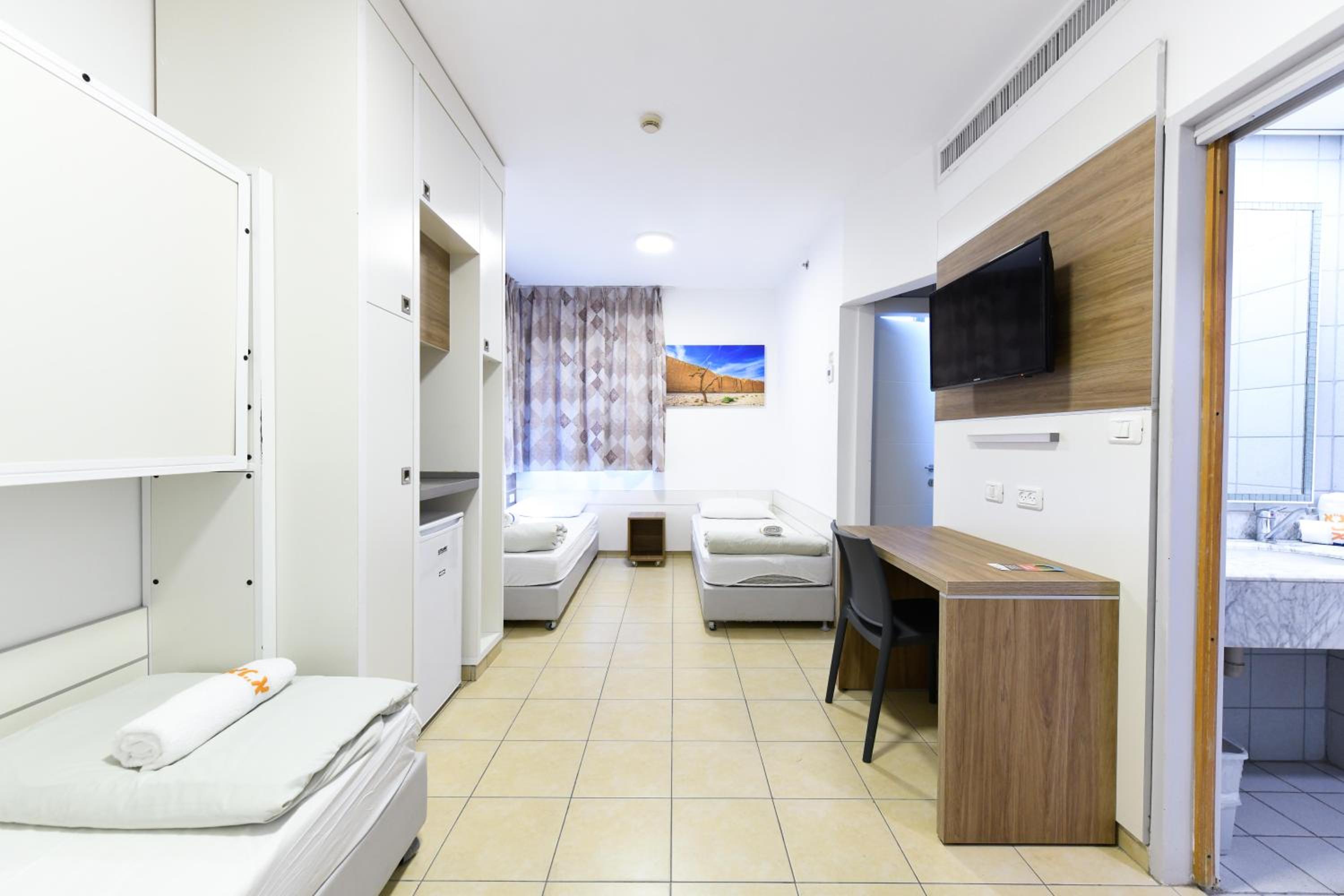 Standard Room photo 3