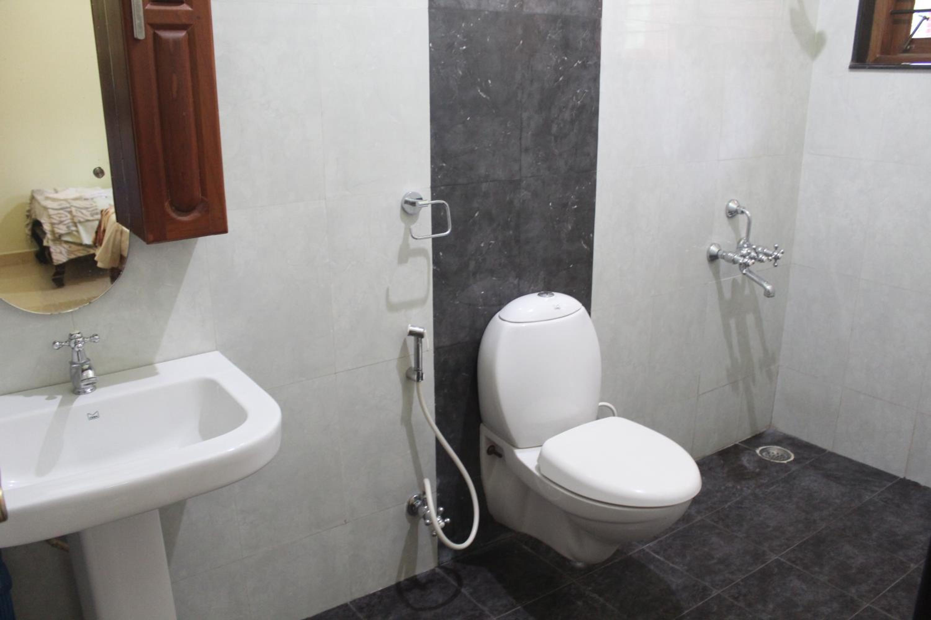 Standard Triple Room photo 2