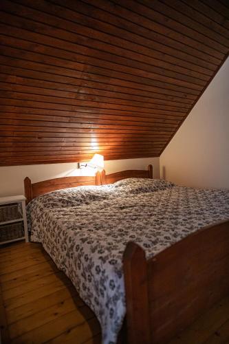 Quadruple Room with Private Bathroom photo 3