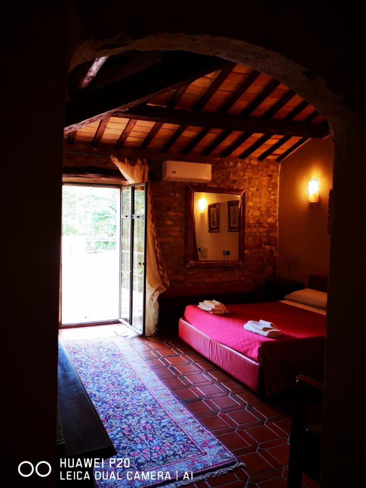 Double Room With Balcony photo 1