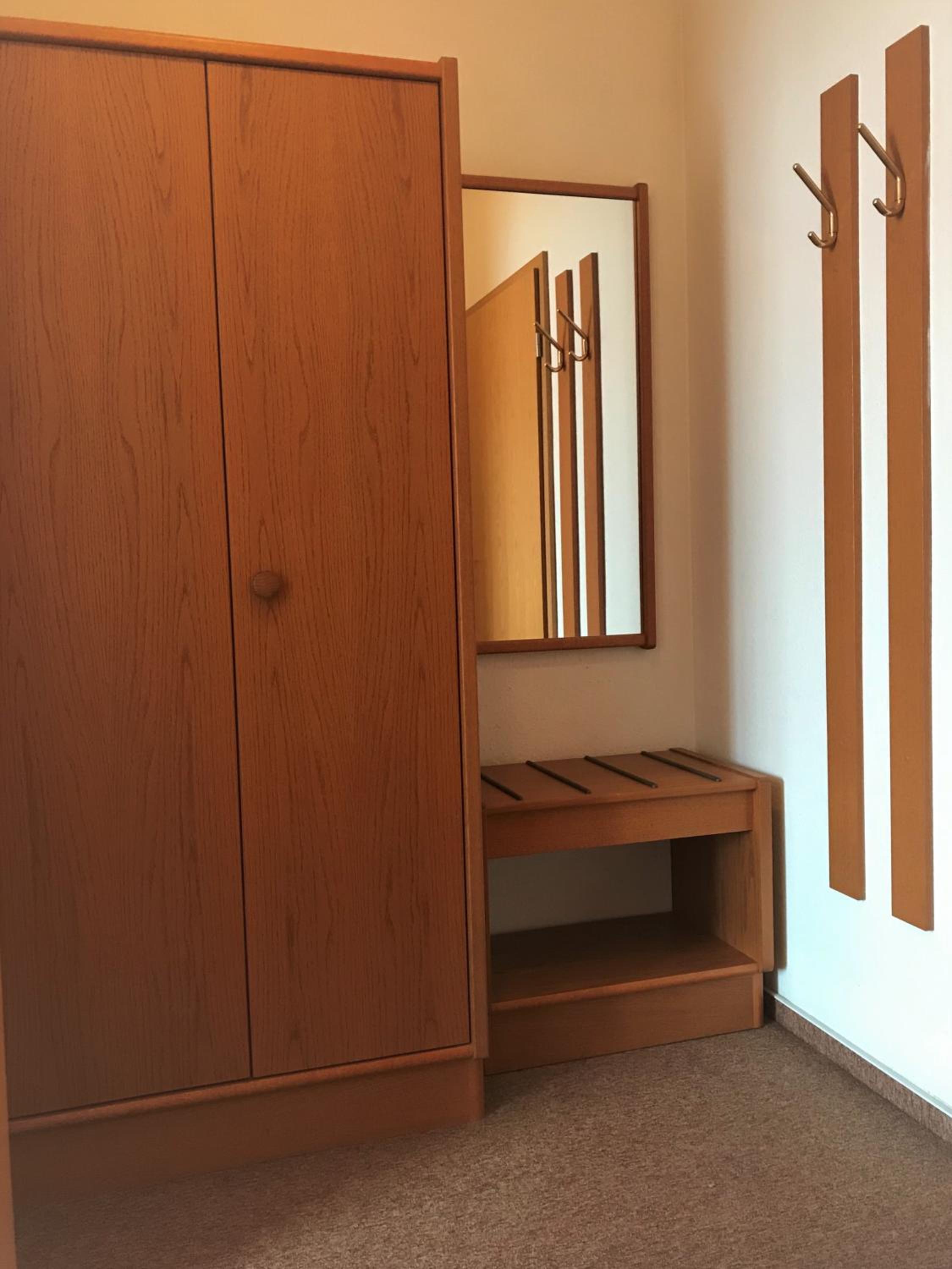 Triple Room with Private Bathroom - Photo 2