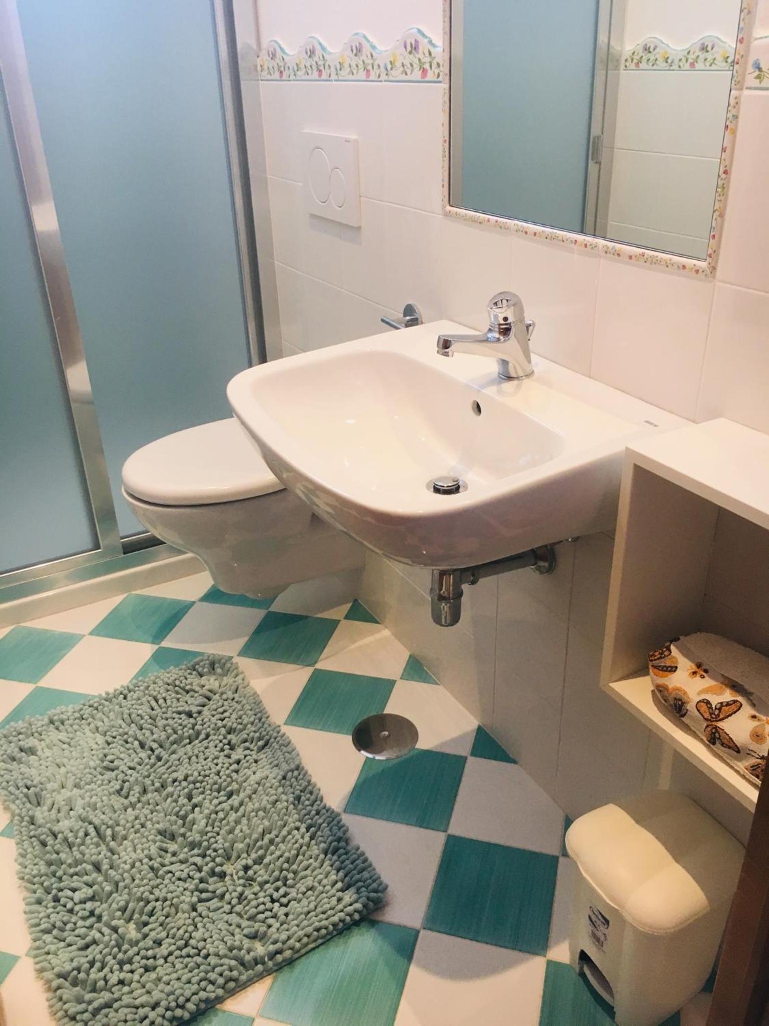 One-Bedroom Apartment - Photo 5