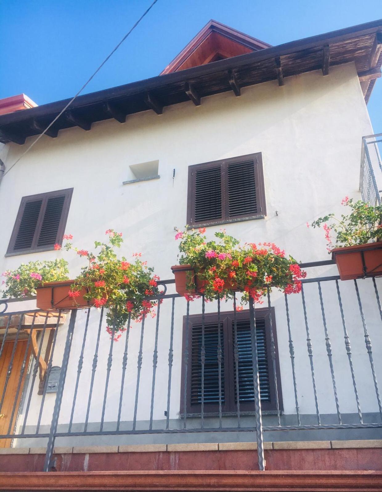 One-Bedroom Apartment - Photo 8