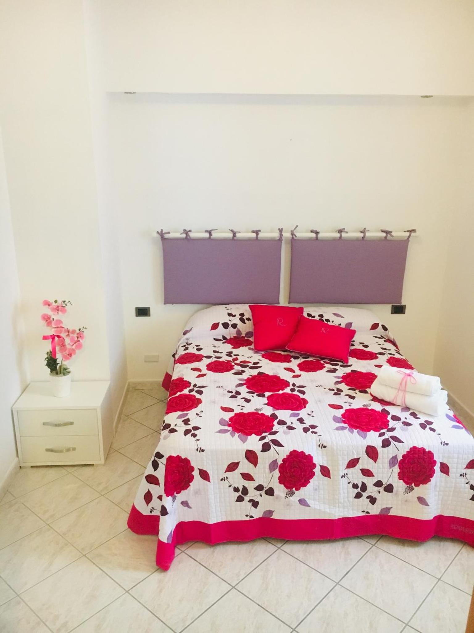 Double or Twin Room - Photo 11