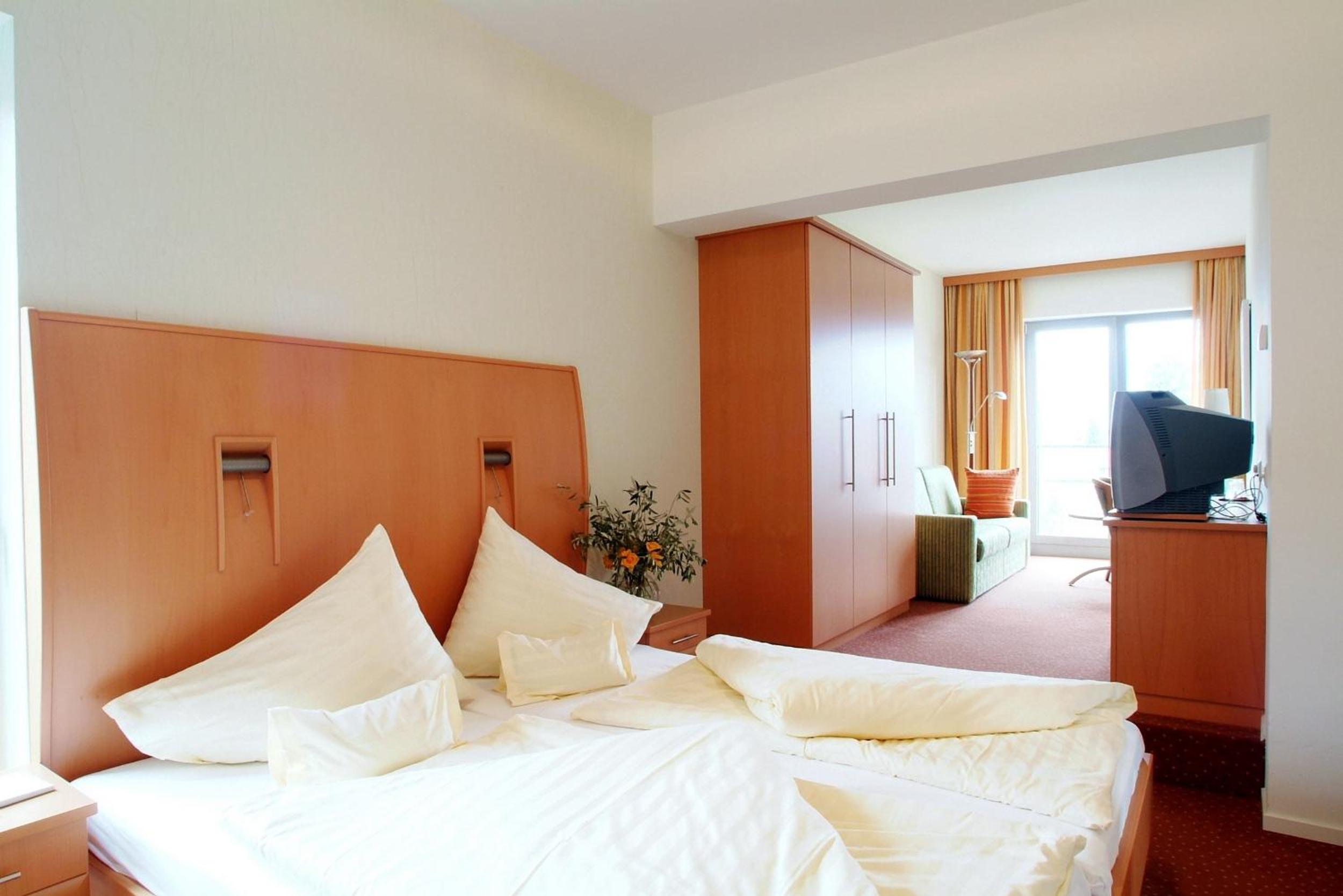 Superior Single Room with Garden View
