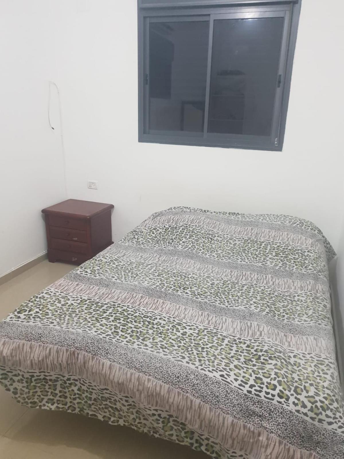 One-Bedroom Apartment - Photo 37