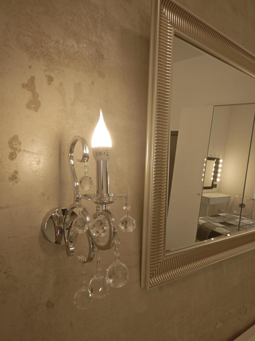 One-Bedroom Apartment - Photo 6