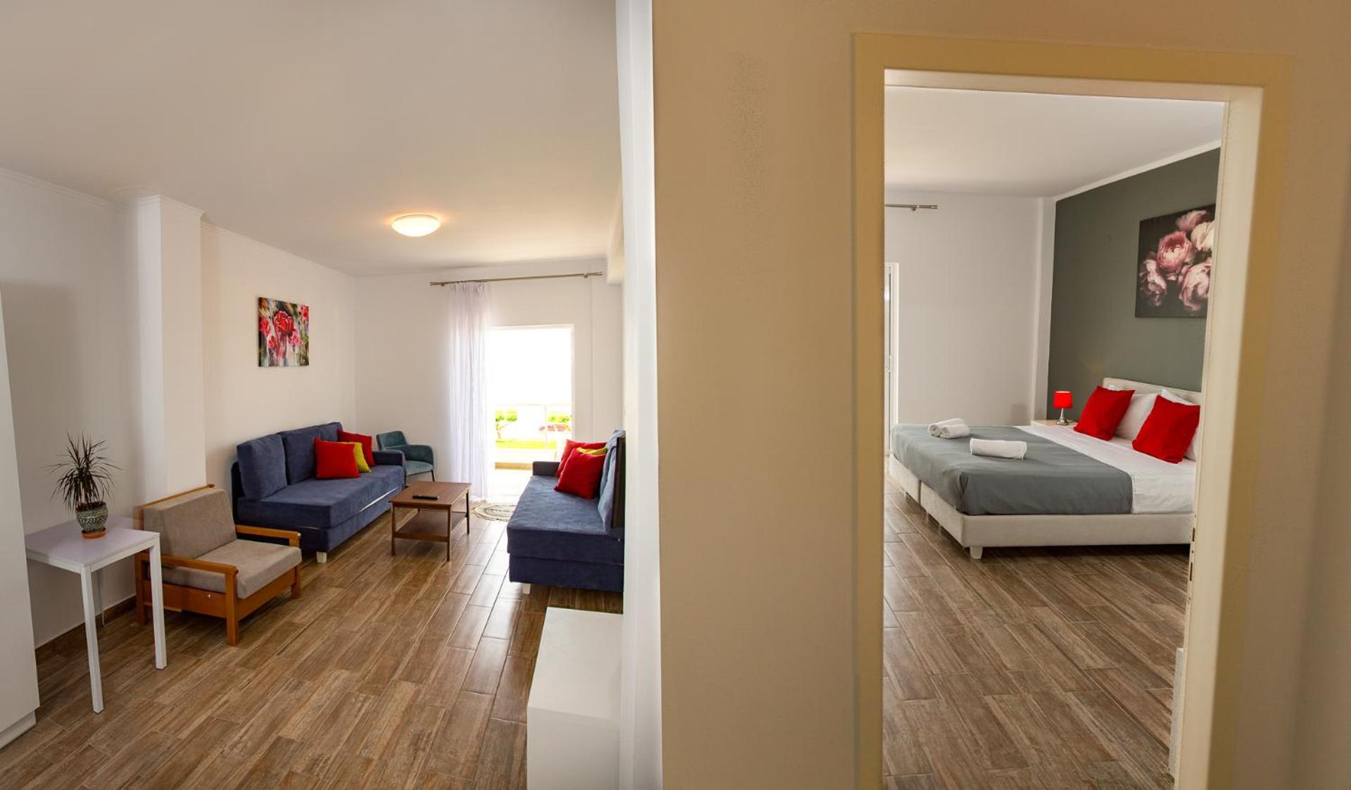 Deluxe Suite with Sea View