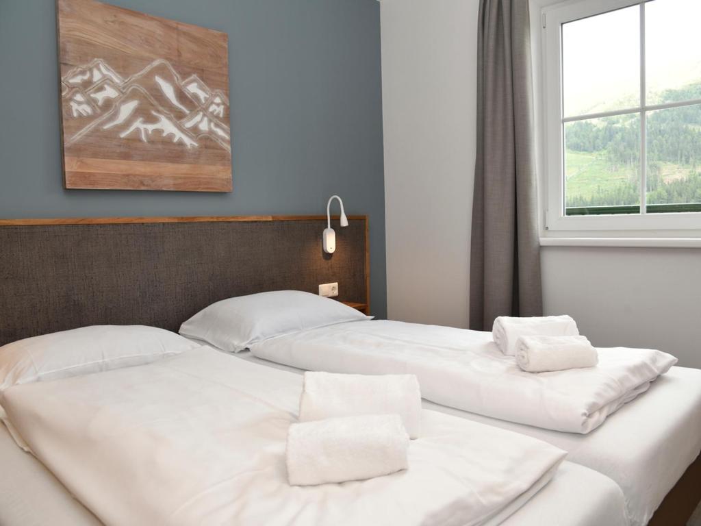 One bedroom apartment (2 Adults + 2 Children)