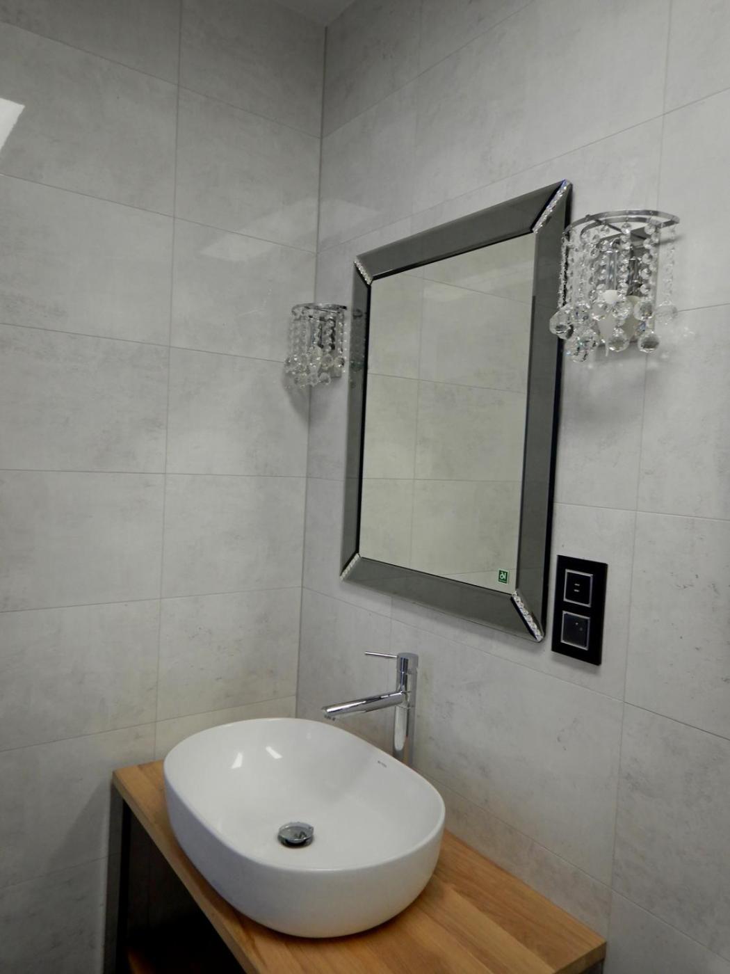 One-Bedroom Apartment - Photo 7
