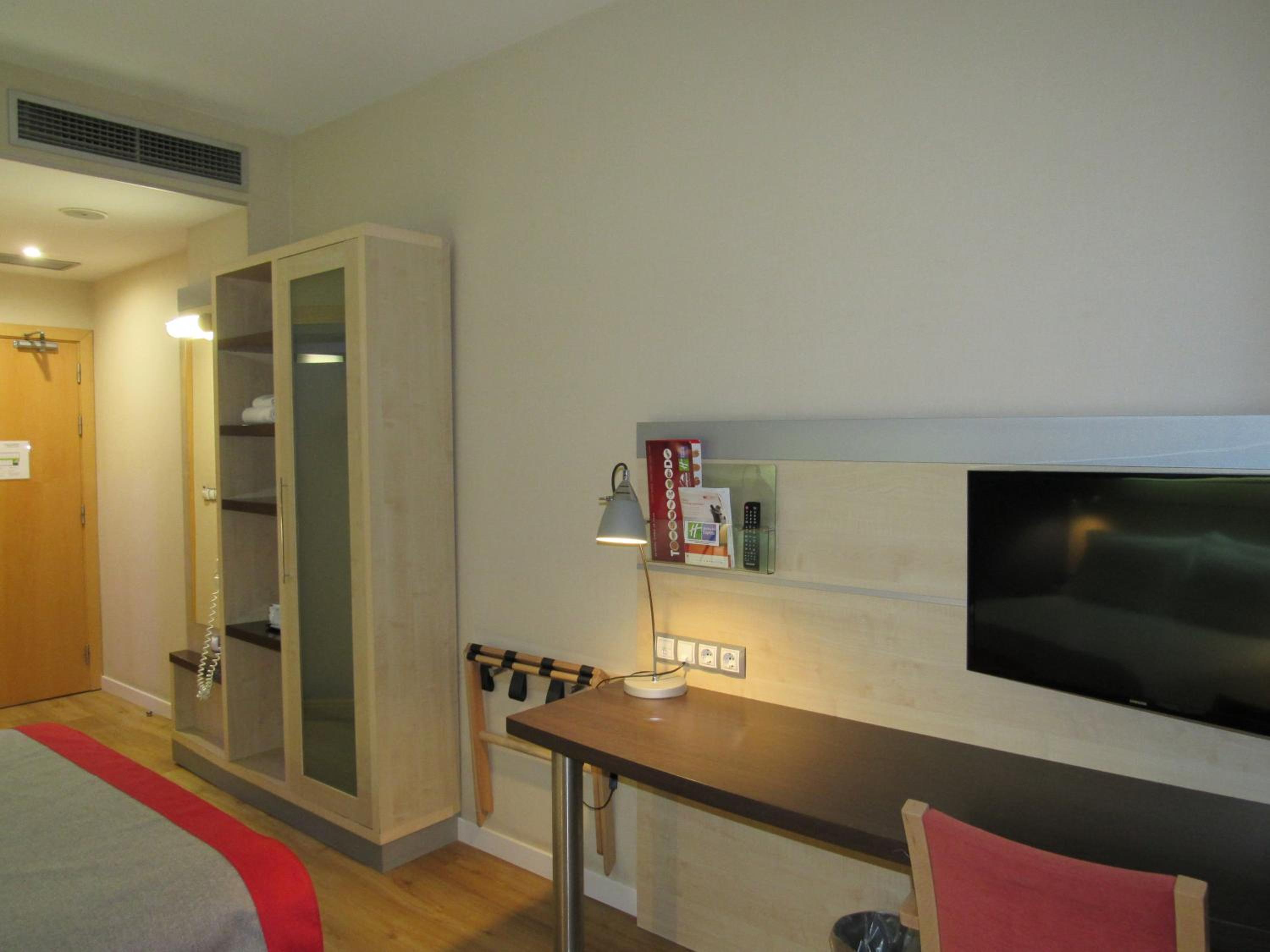Standard Twin Room - Free Breakfast - Photo 10