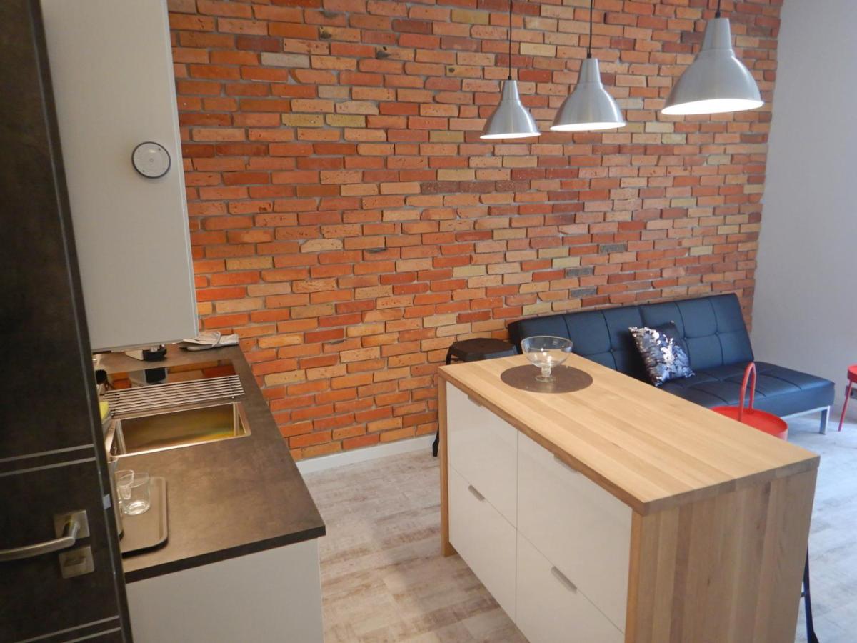 One-Bedroom Apartment - Photo 13