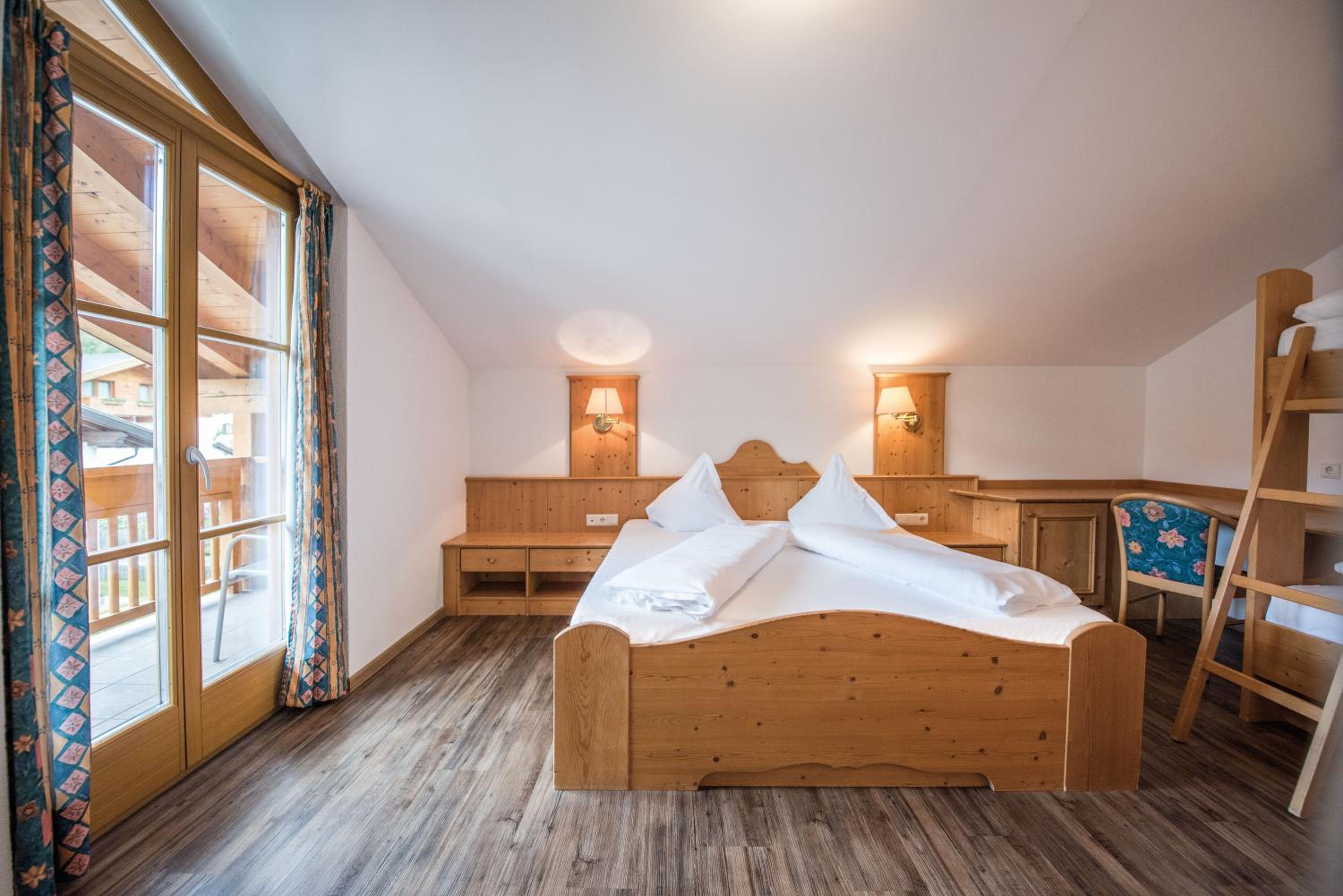 Double Room with Balcony photo 3