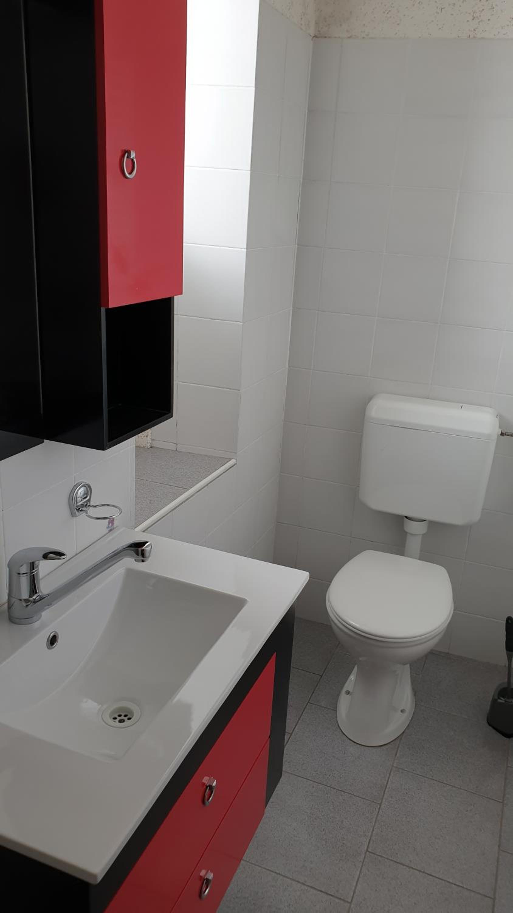 Triple Room with Private Bathroom - Photo 5