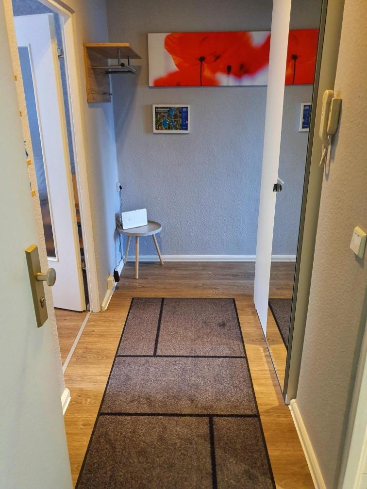 One-Bedroom Apartment with Sofa Bed (5 Adults) - Photo 2