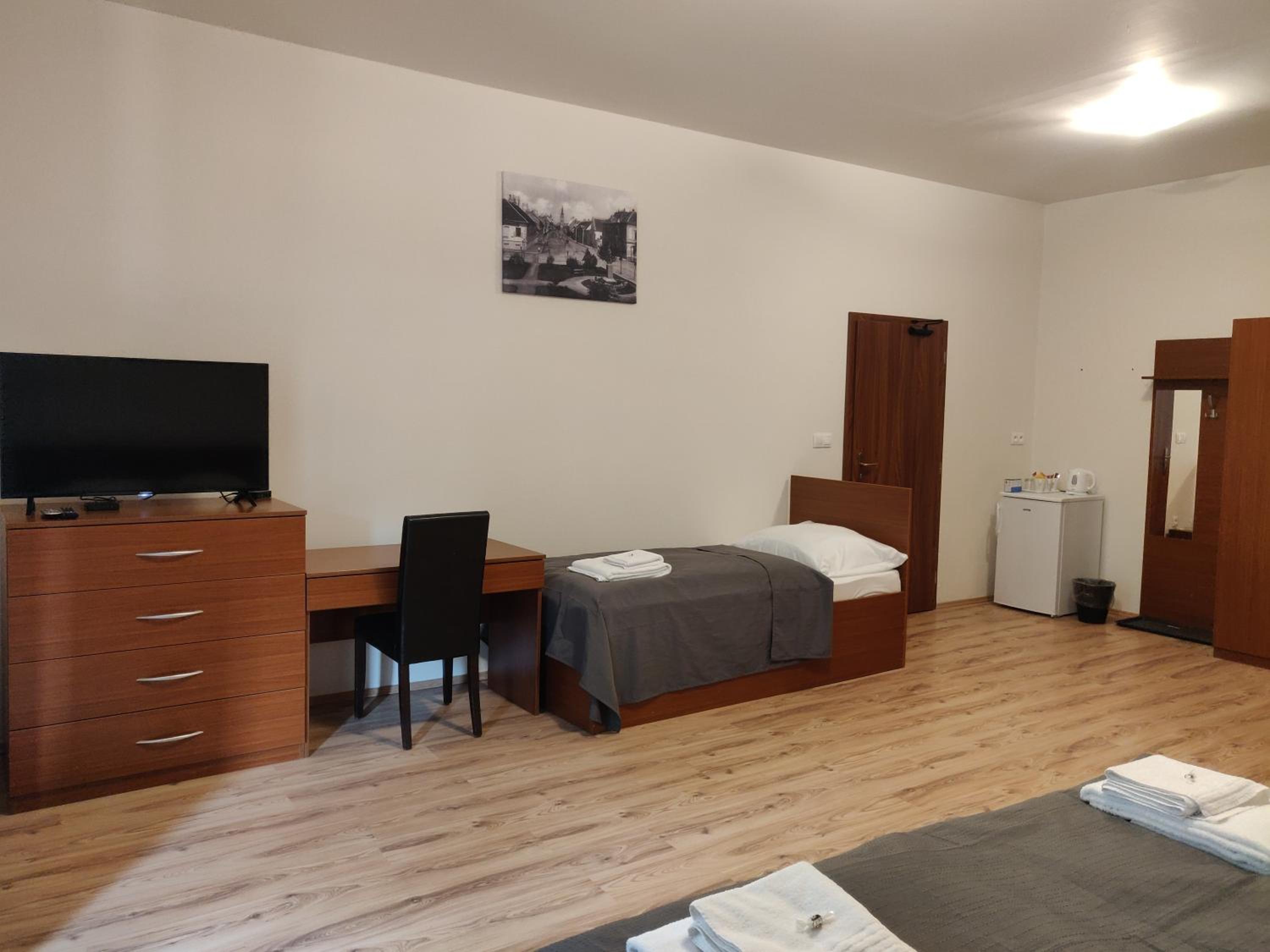 Deluxe Triple Room - Photo 4
