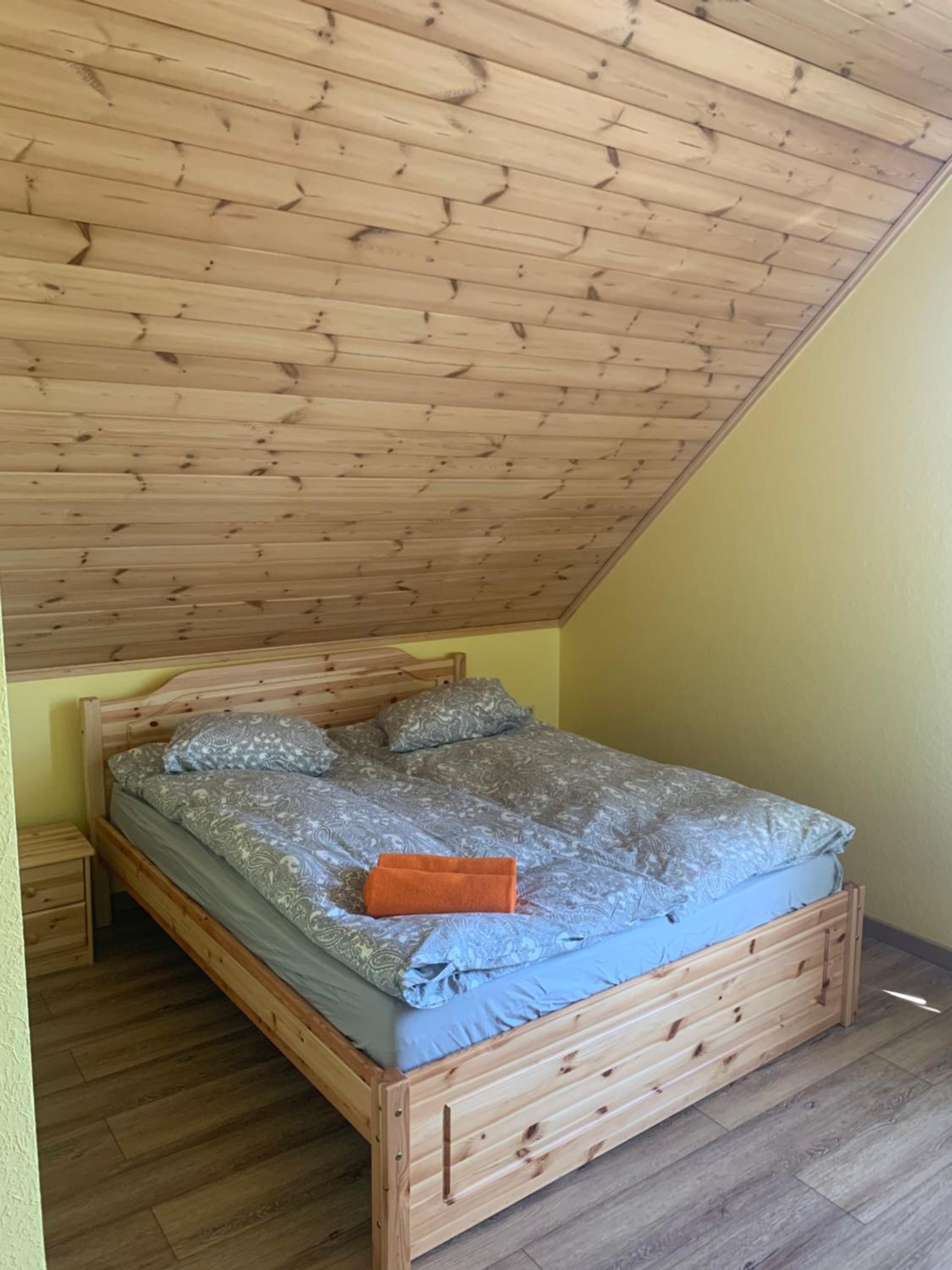 Double Room with Shared Bathroom photo 3