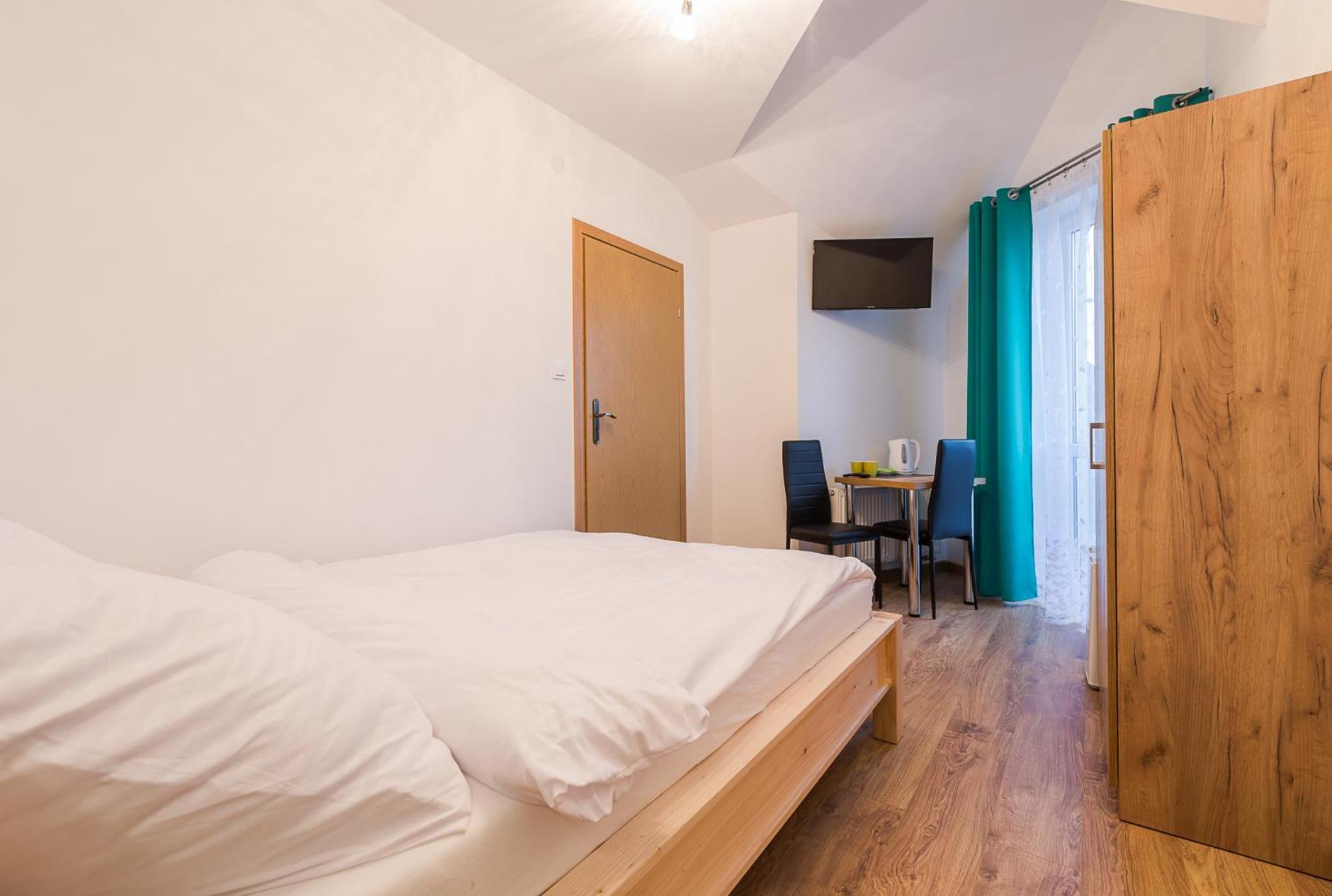 Small Double Room photo 3