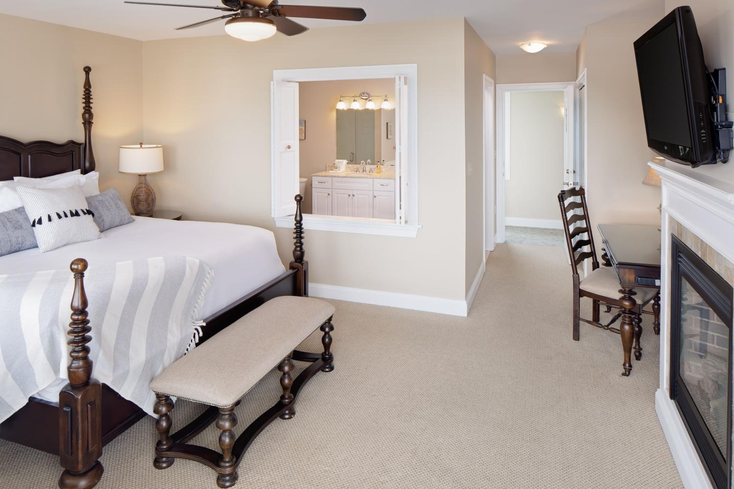 King Room with Balcony
