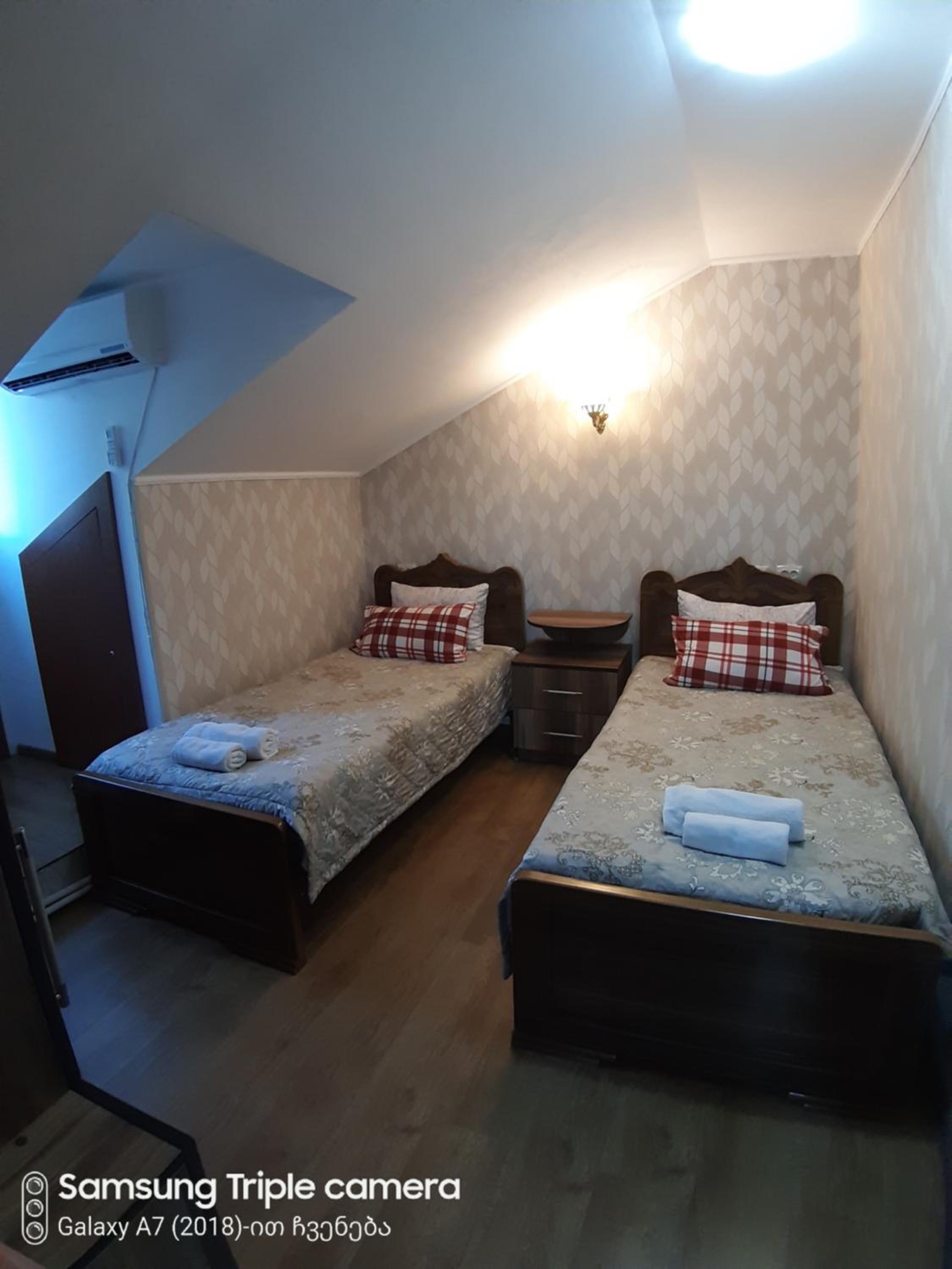 Standard Twin Room with Shared Bathroom