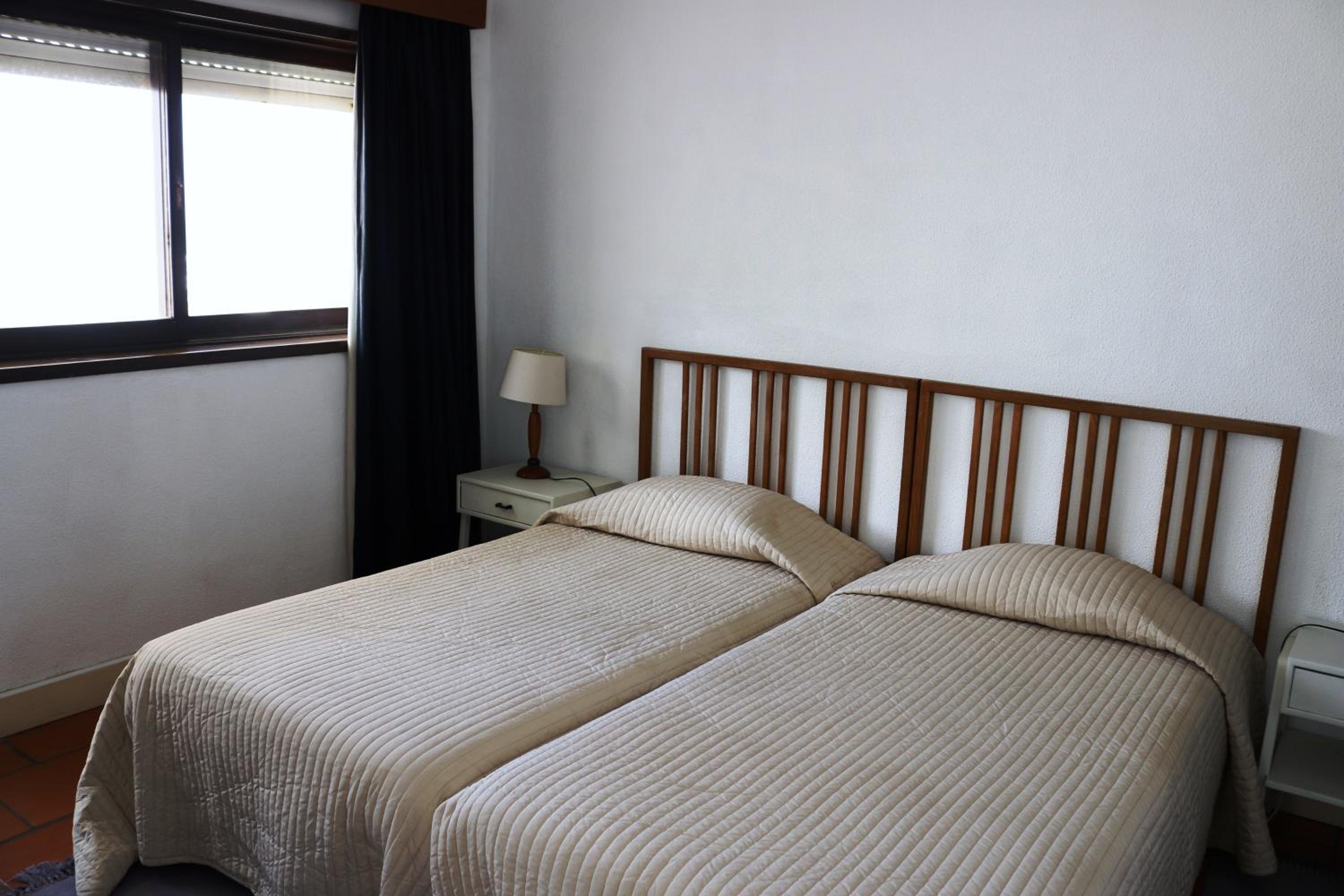 Twin Room - Photo 1