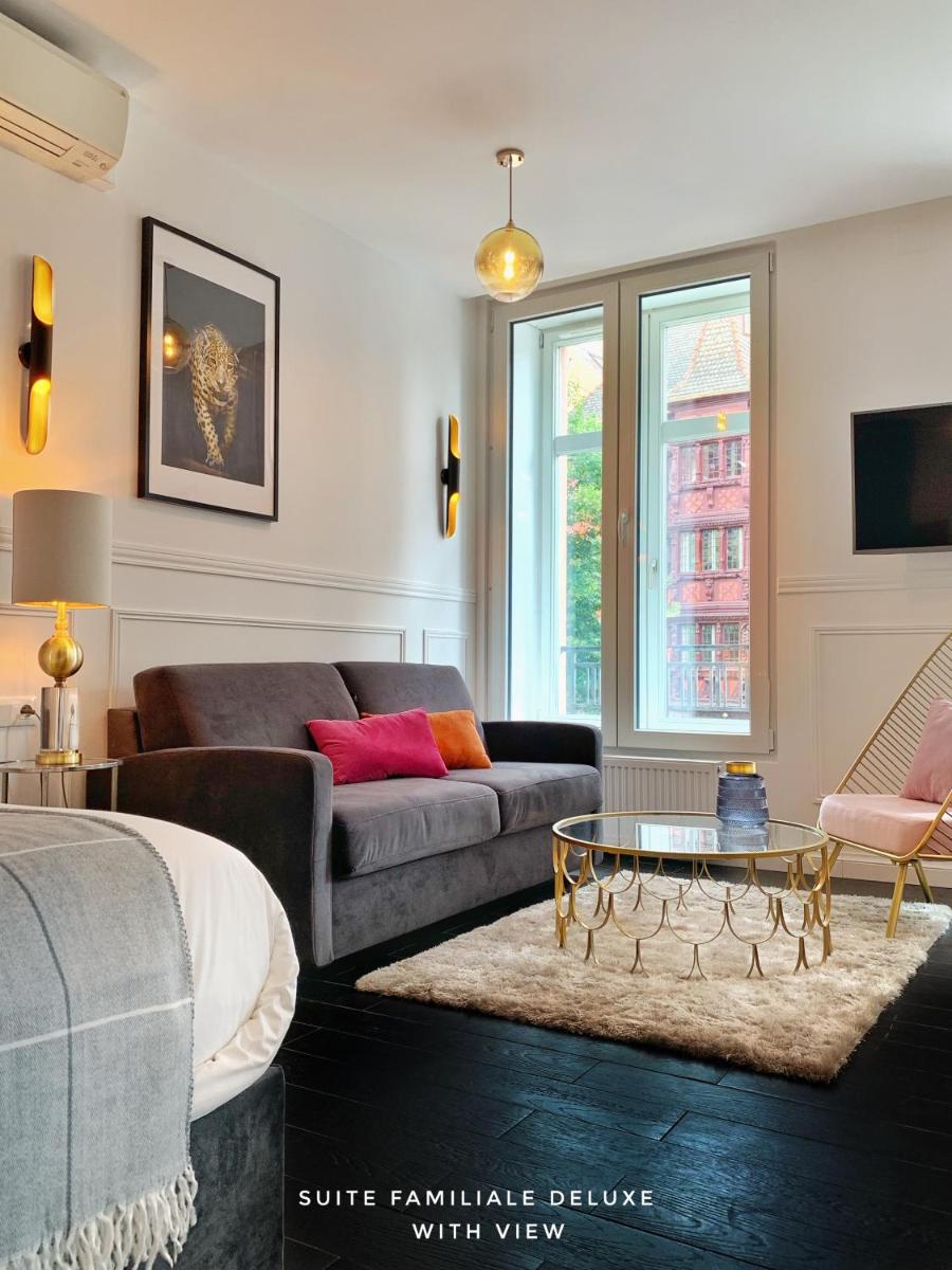 Deluxe Family Suite - Photo 4